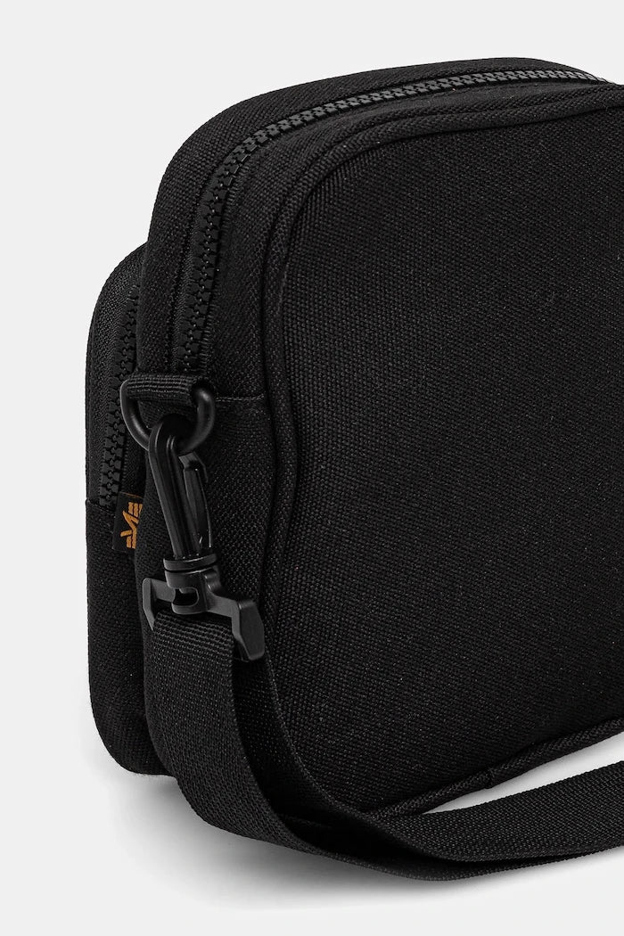 Alpha Industries Label Messenger Bag S Omuz Çantası