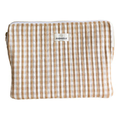 Gabrielle Paris – Laptop-Hülle mit Vichy-Karo | Camel