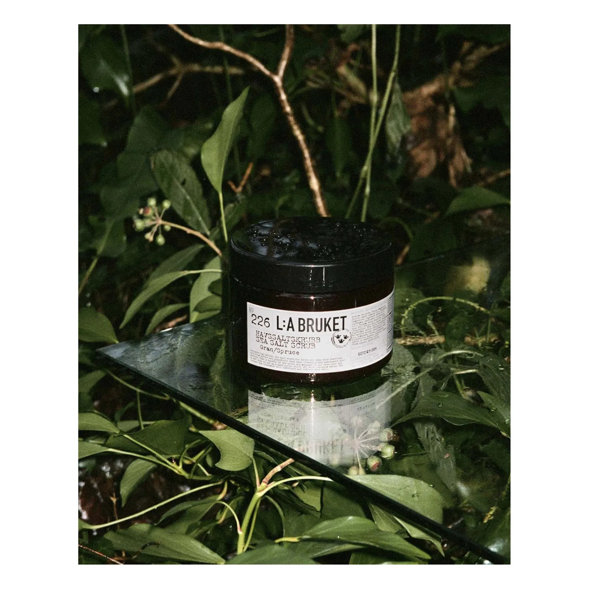 L:A BRUKET - 226 Ladin Deniz Tuzu Peelingi - 420 g