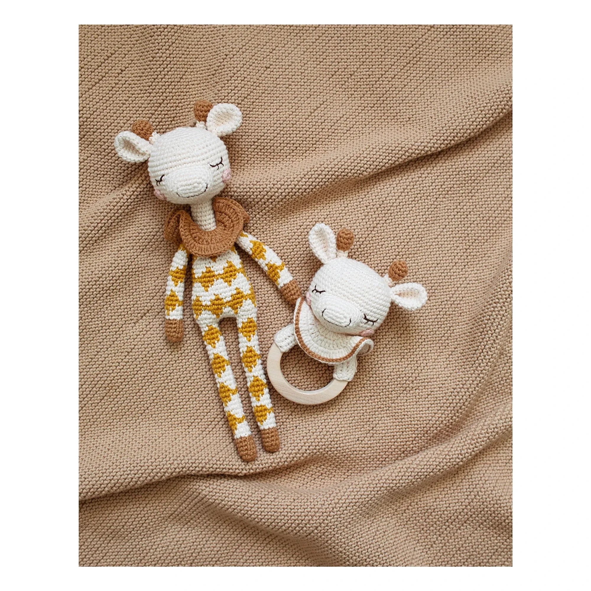Patti Oslo - Goldie Giraffen-Beißring | Creme