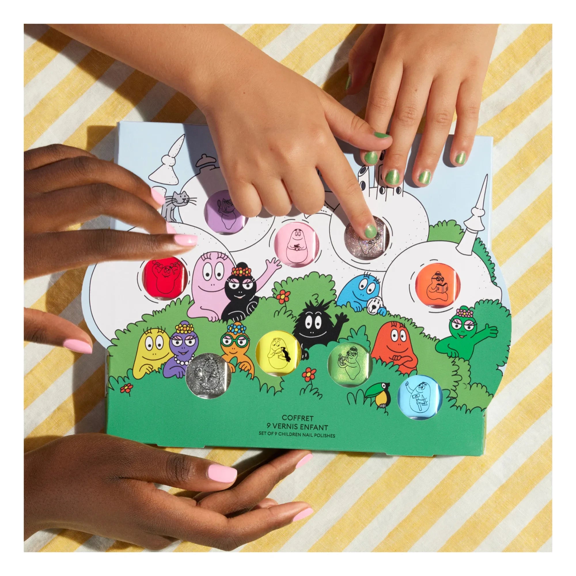 Manucurist - Barbapapa Ailesi çocuk tırnak cilası seti - 9 oje