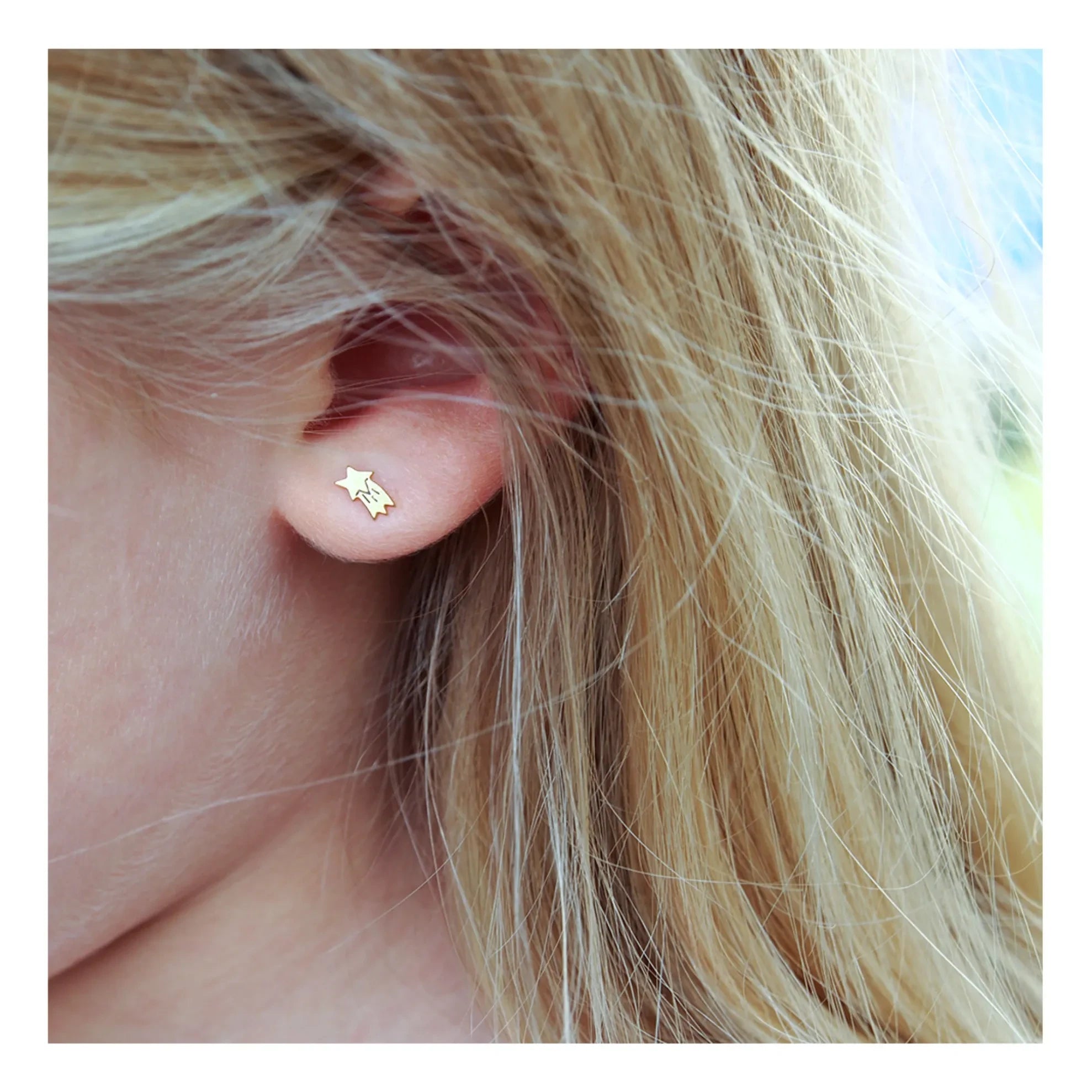Adorabili – Asymmetrische Halbmond-Ohrringe | Gold