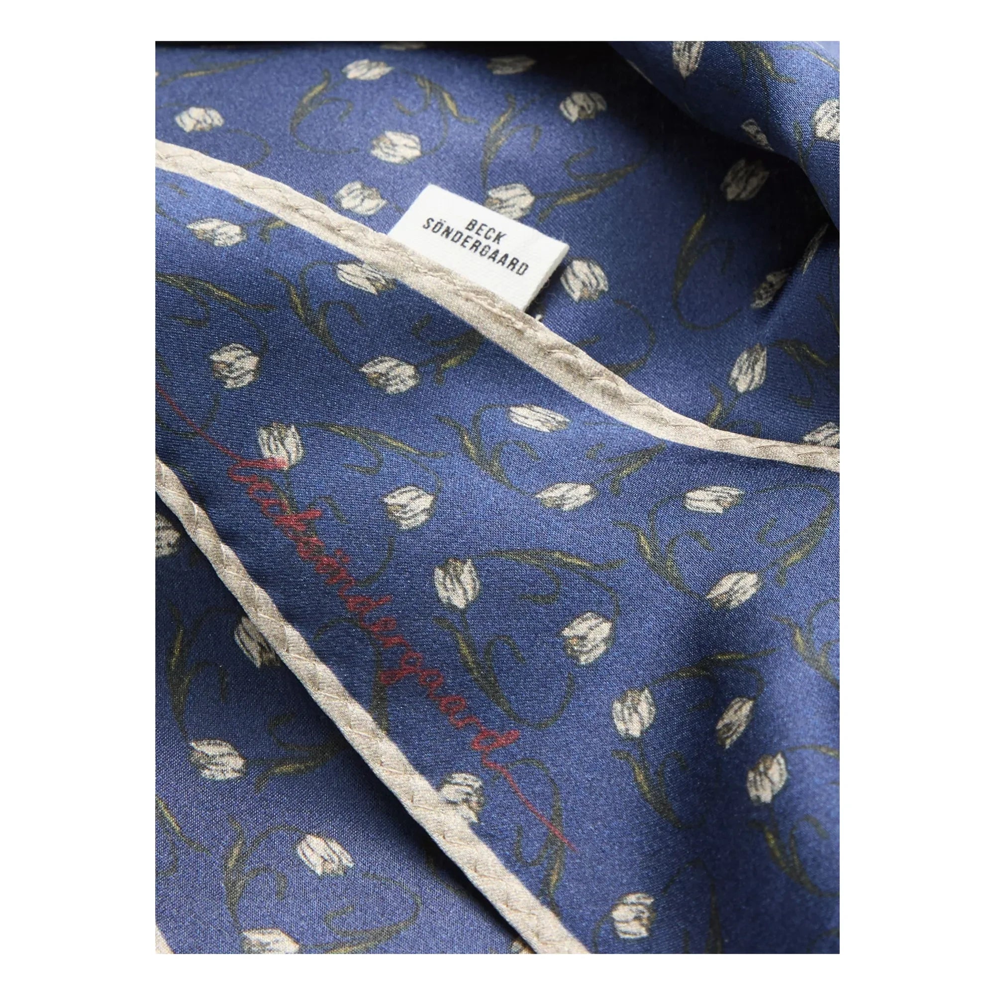 Becksöndergaard - Hearta Tulip Diamond Schal | Marineblau