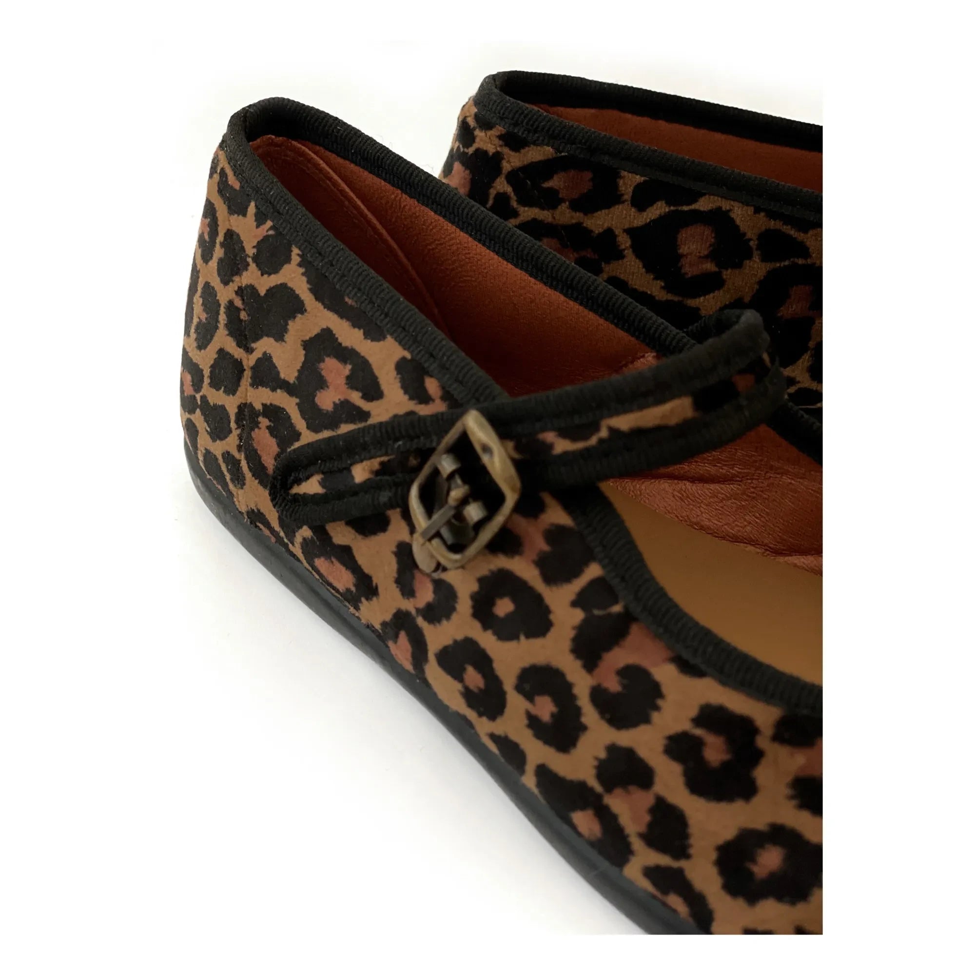 Hermosilla - Faunia Ballet Shoes - Women's Collection | Leopard