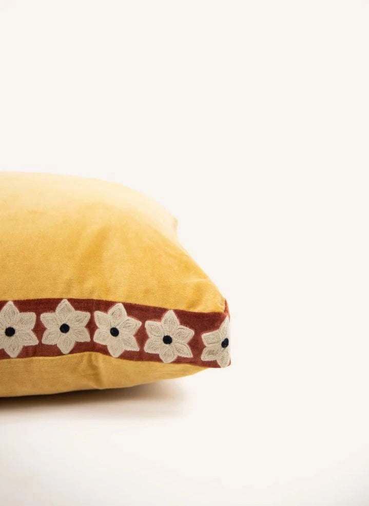 Olsson & Jensen - Daisy Velvet Pillow Cover | Mustard