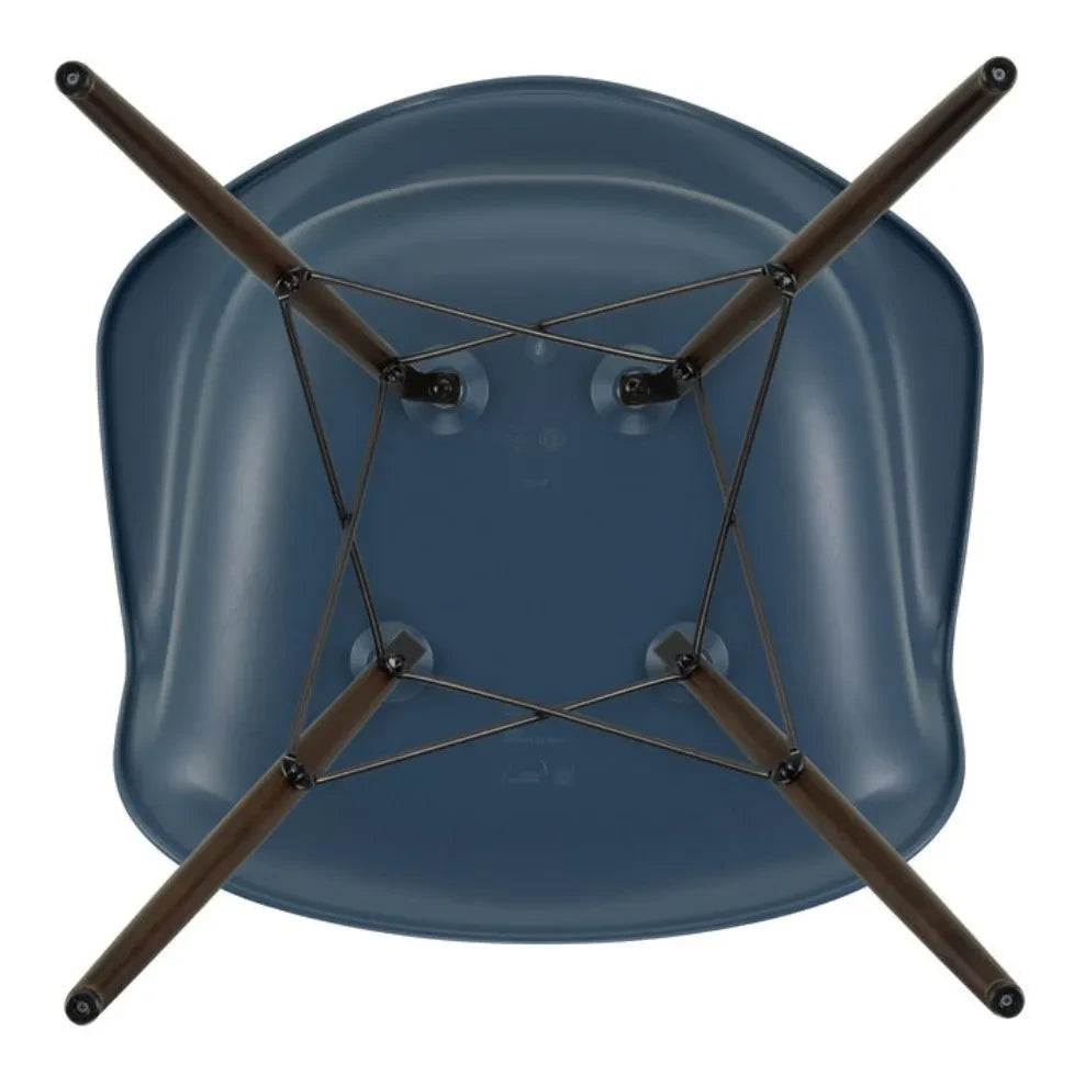 Vitra - DAW sandalye - akçaağaç taban - Charles &amp; Ray Eames | Deniz mavisi