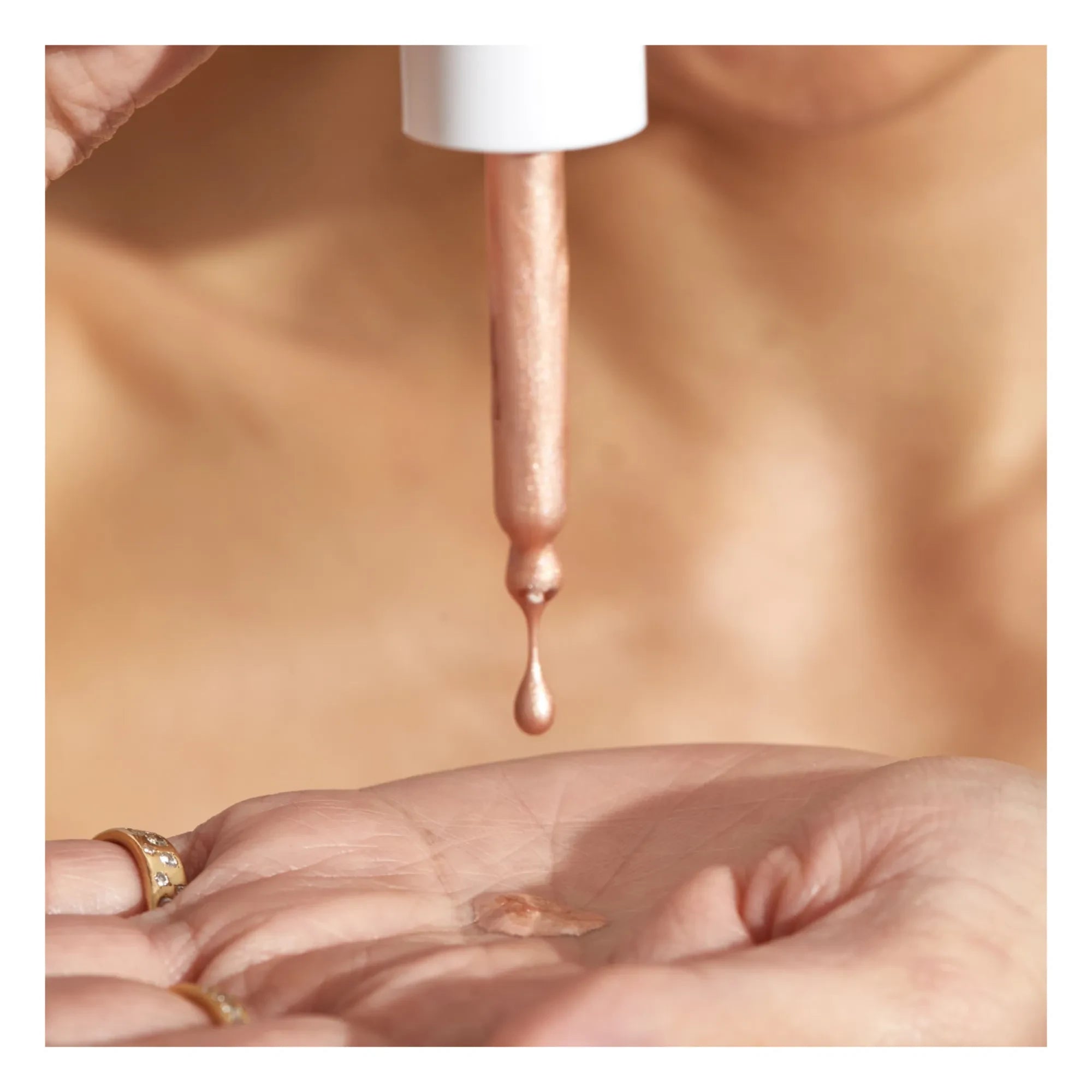 Pai Skincare - The Impossible Glow Illuminating Drops - Rose Gold