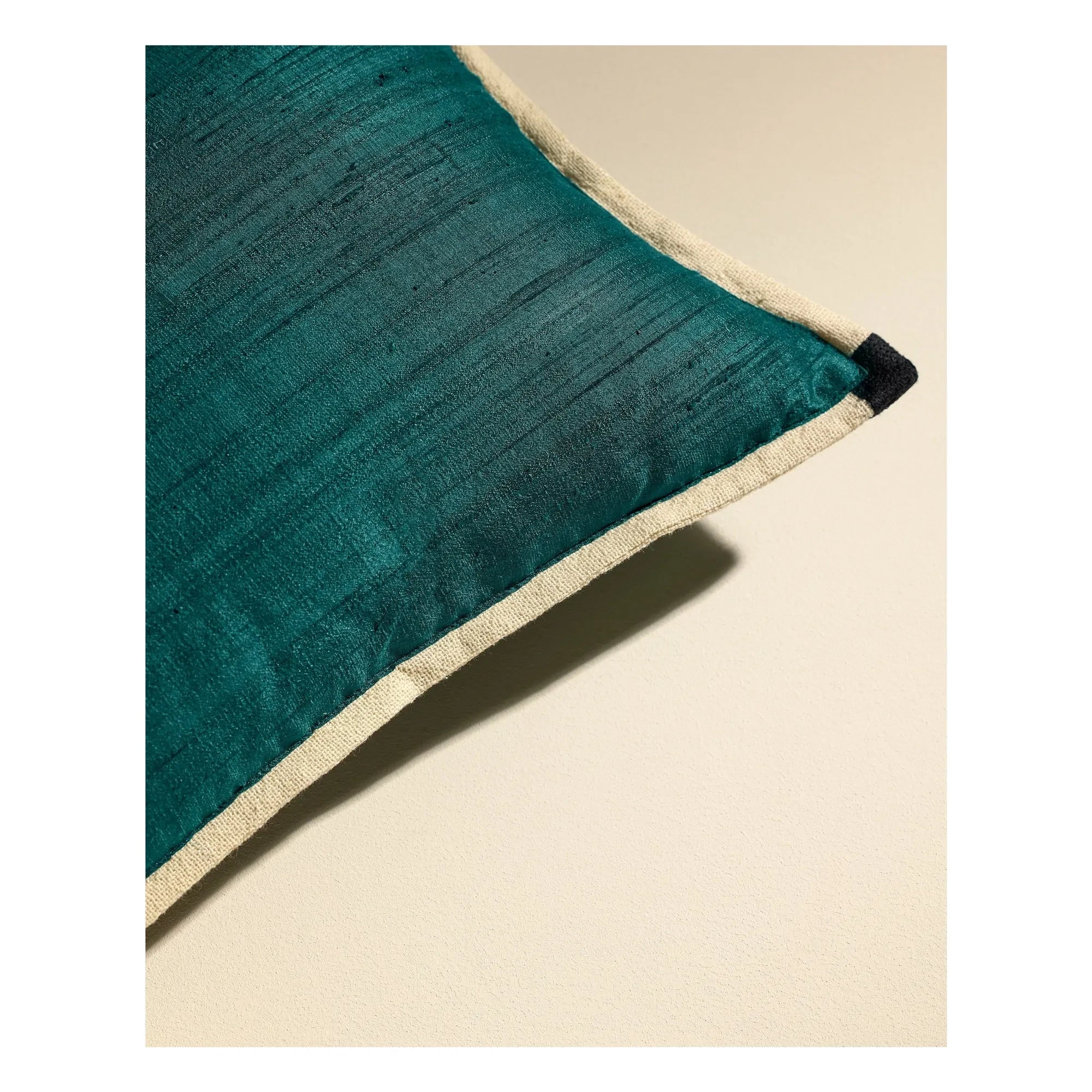 Maison Sarah Lavoine - Séquence Silk Pillow | Thé de Chine