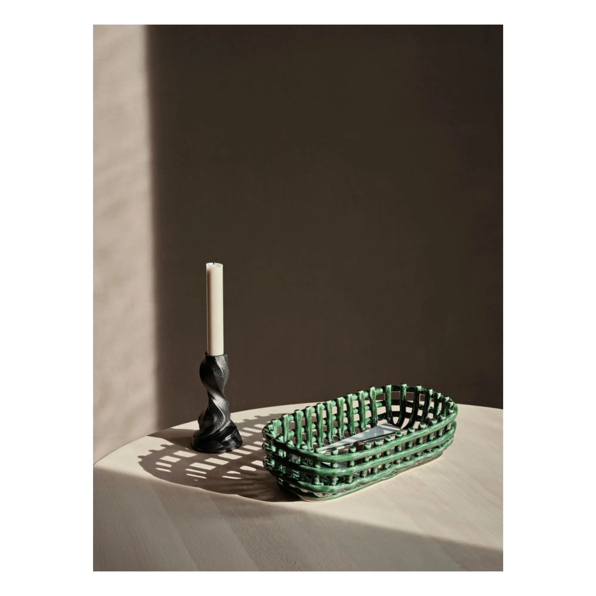 Ferm Living - Seramik oval sepet | Zümrüt yeşili