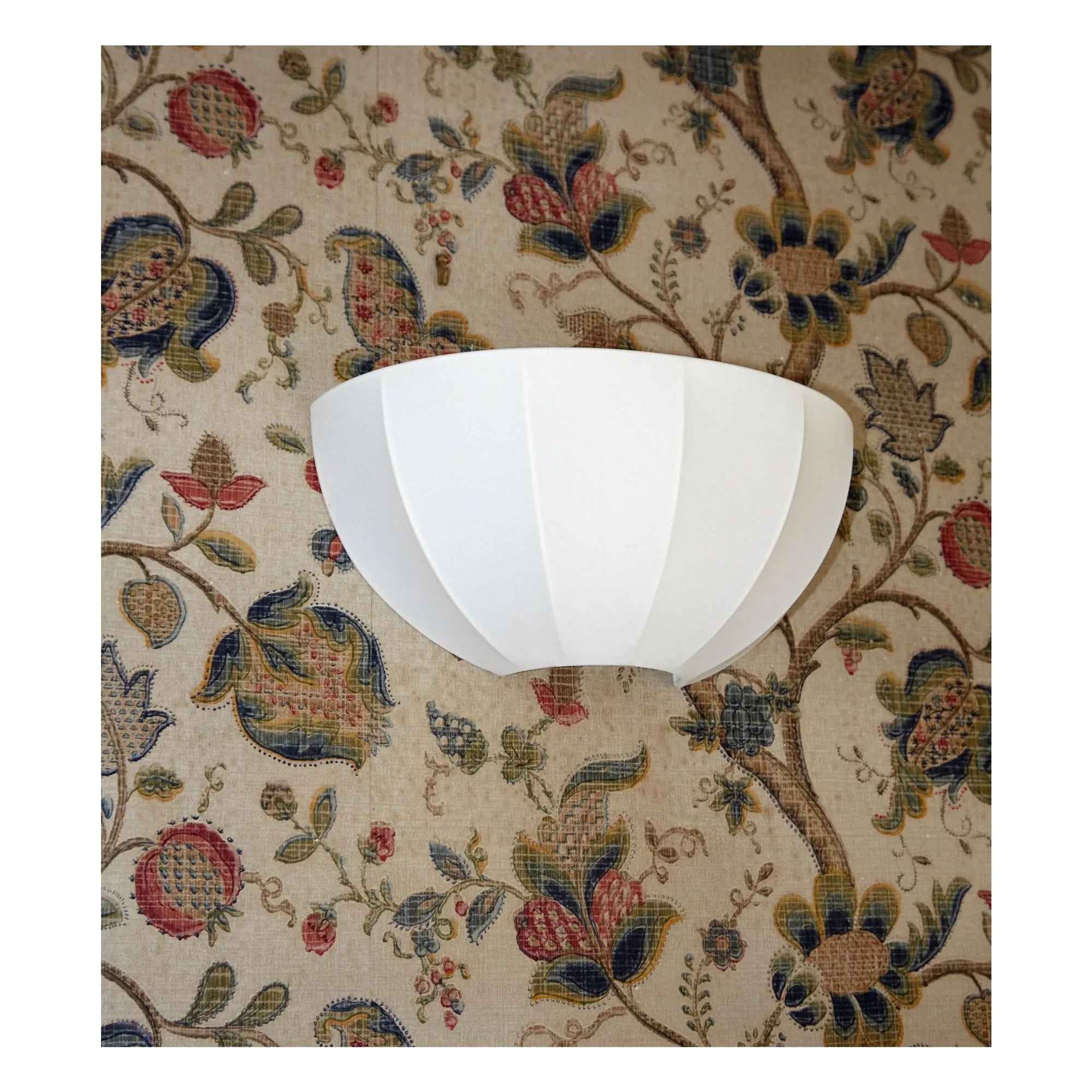 The Socialite Family - Duomo Stoff-Wandleuchte | Creme