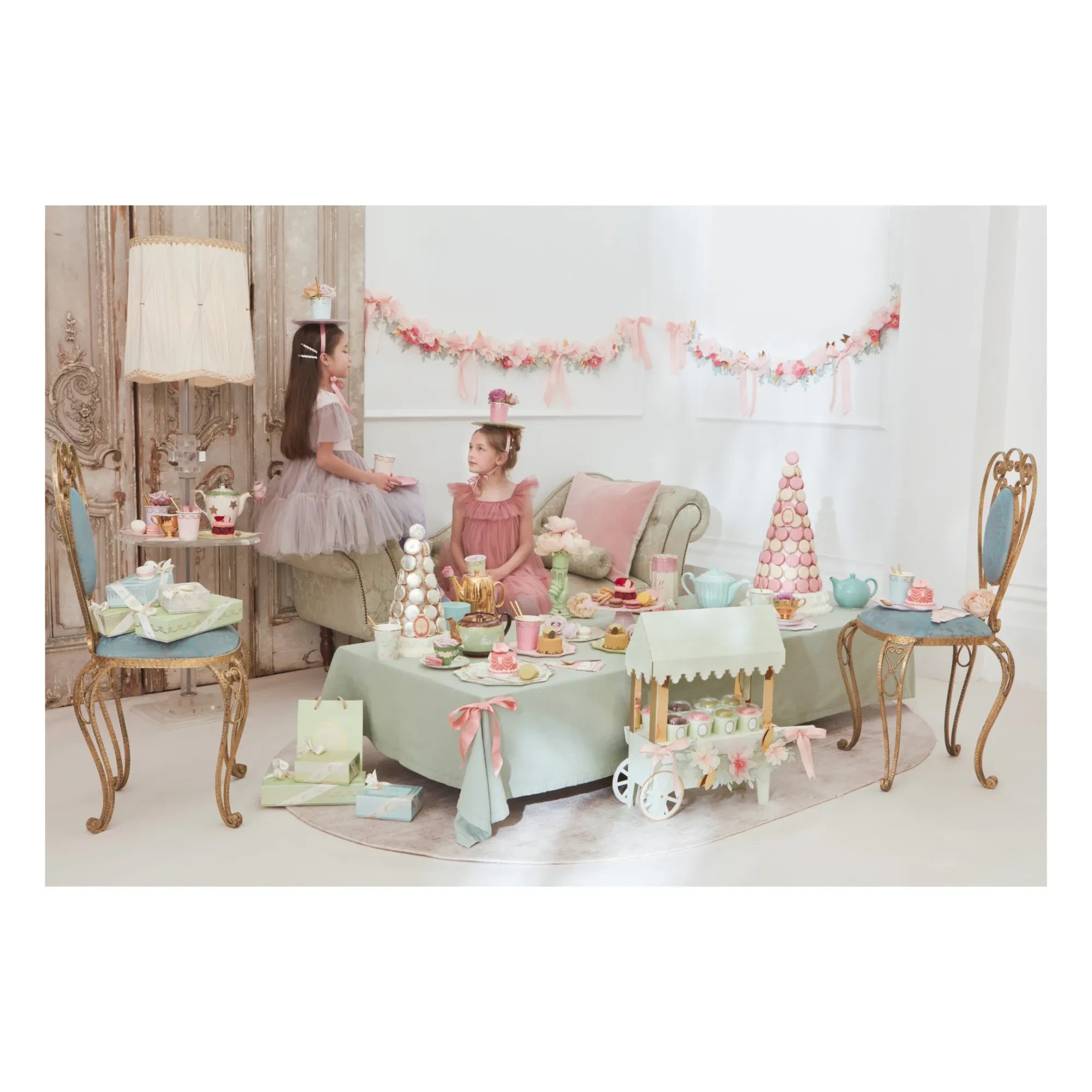 Meri Meri - Macaron Piramit Kağıt Peçeteler - 8'li Set