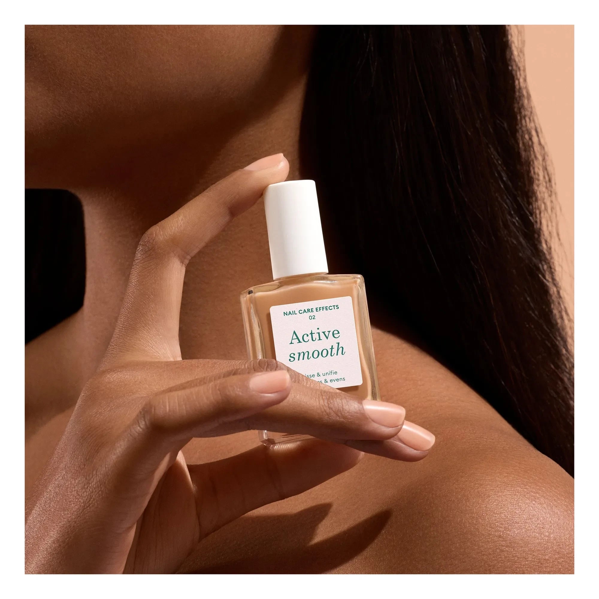 Manucurist - CC Polish Active Smooth 02 pflegender Nagellack, der die Nageloberfläche verschönert - 15 ml