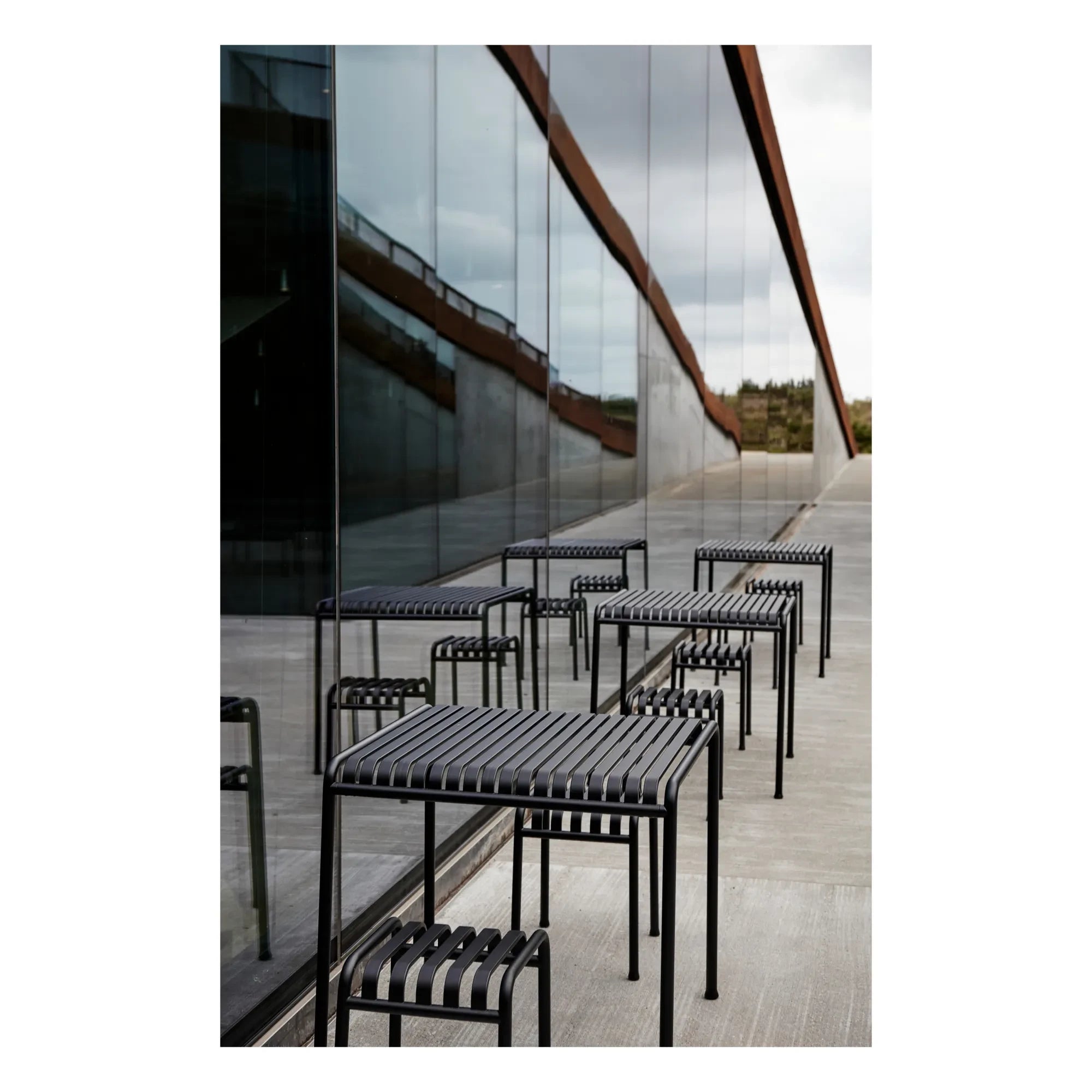 Hay - Ronan and Erwan Bouroullec Design Palissade Table - 82.5 x 90 cm | Charcoal Gray