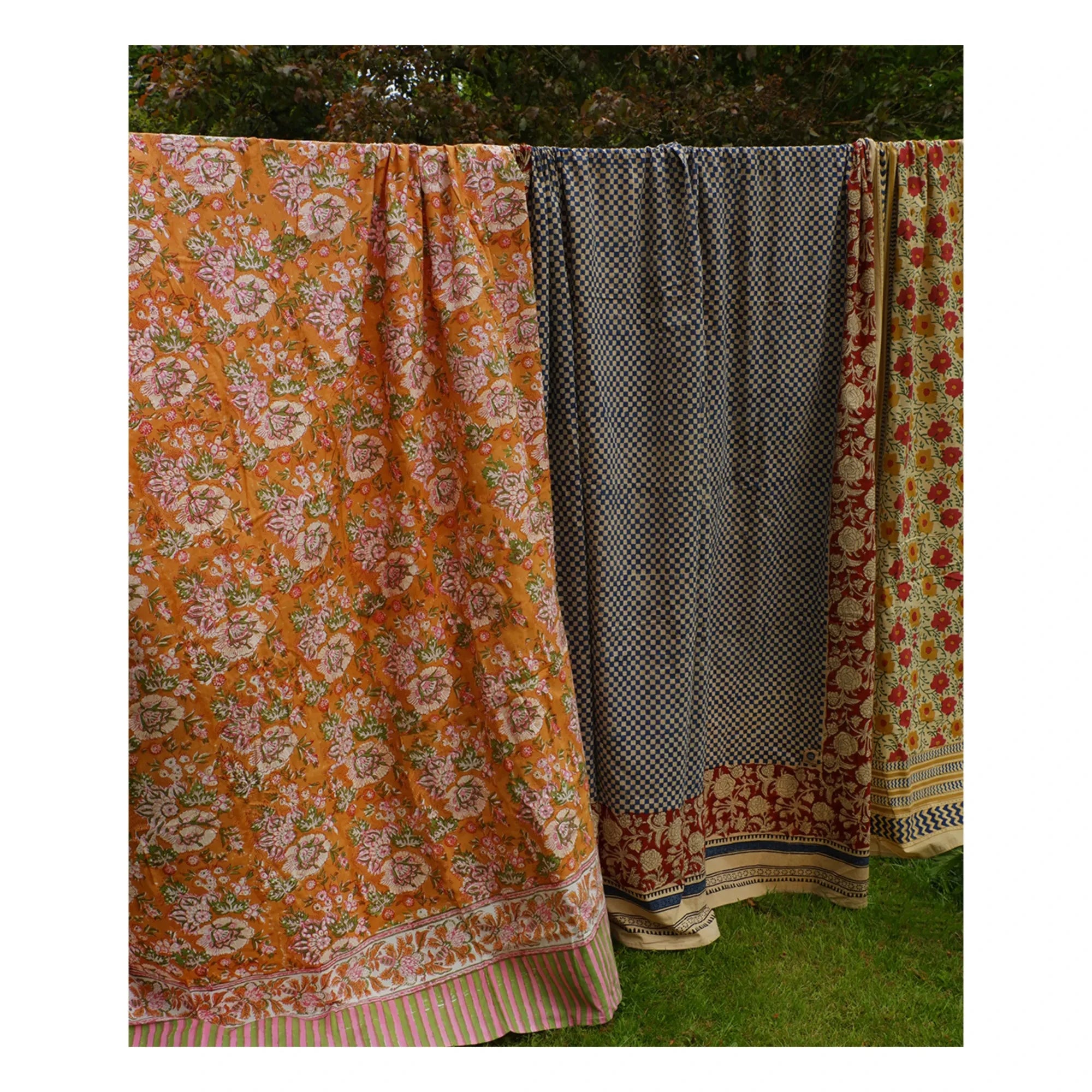 Doing Goods - Samt-Tischdecke | Sand