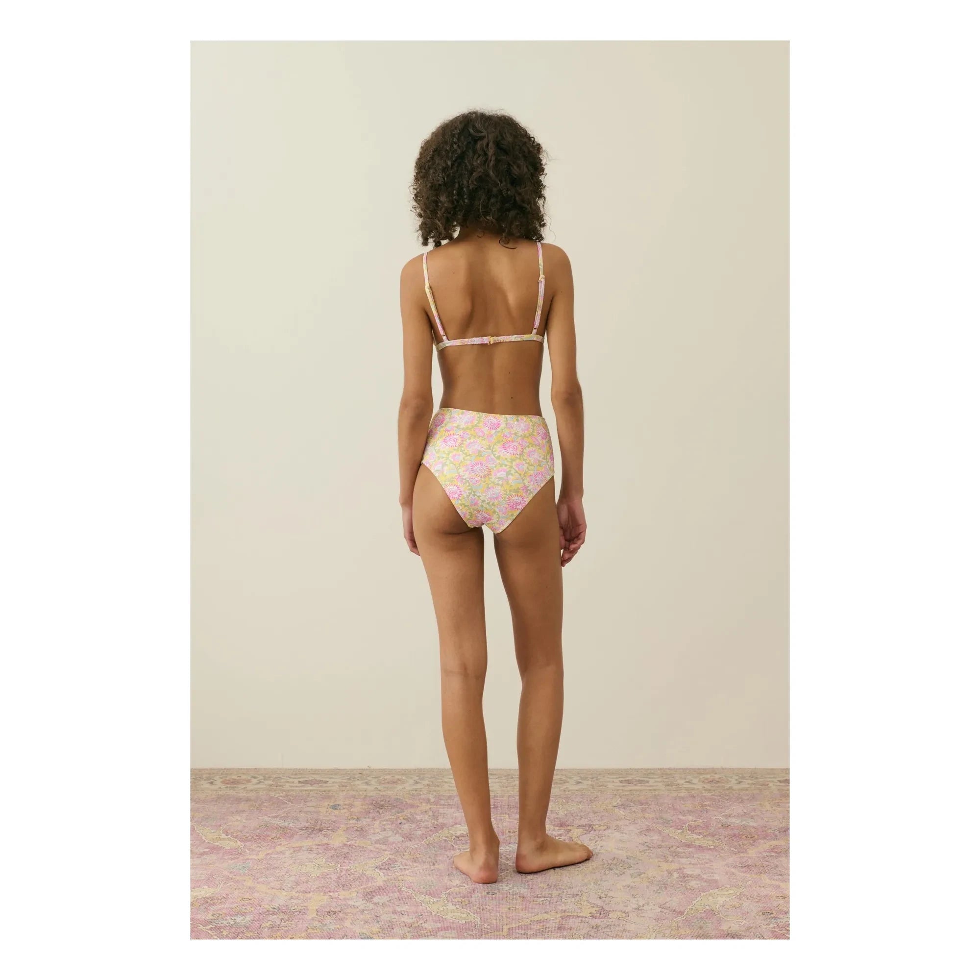Louise Misha – Vasalia Bikini-Top aus recycelten Fasern – Damenkollektion | Gelb