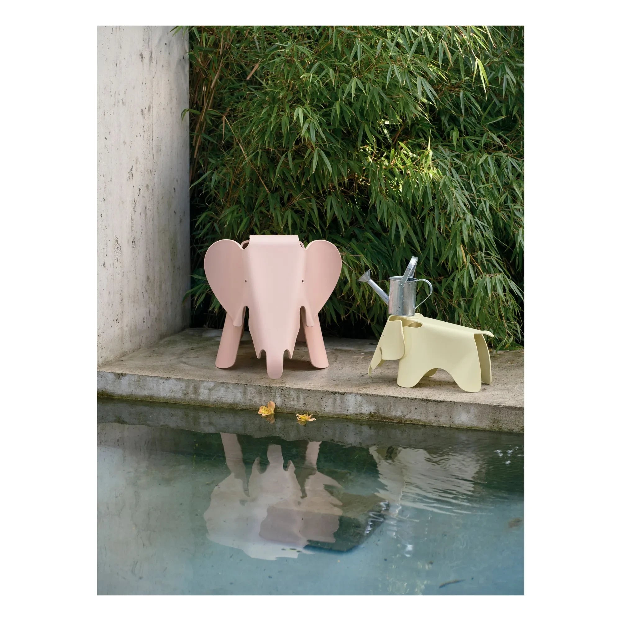 Vitra - Eames Elephant Hocker | Zartrosa