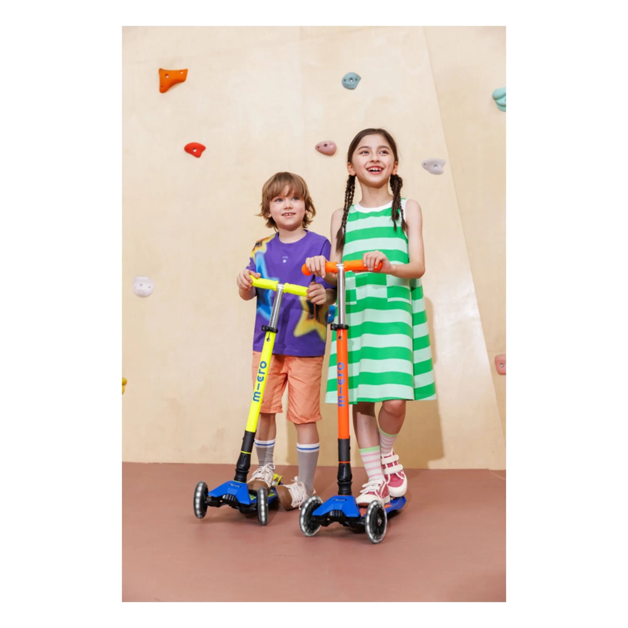 Micro - Maxi Katlanabilir Neon LED Scooter | Turuncu