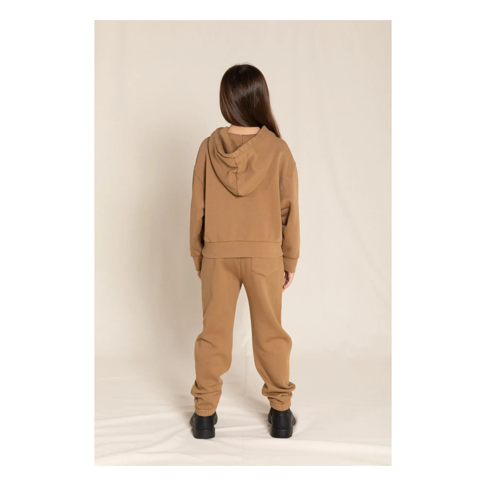Finger in the nose - Jogger Hurry | Hazel