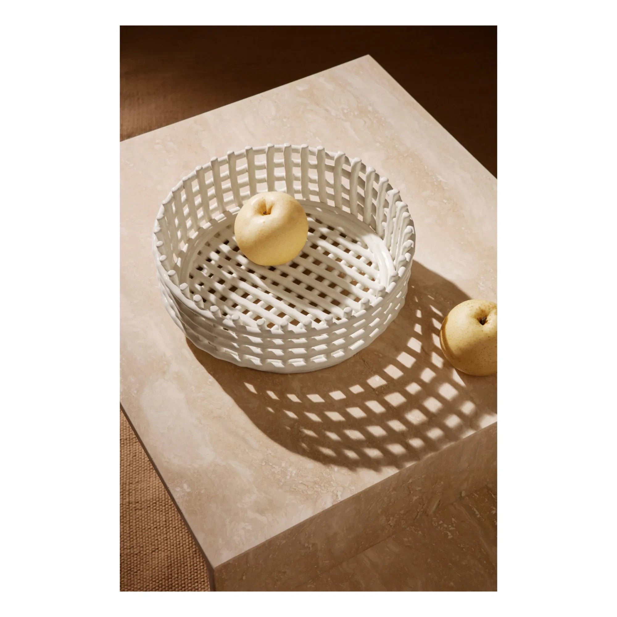 Ferm Living - Seramik Meyve Kasesi | Beyaz