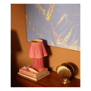 Doing Goods - Myra Seiden-Tischlampe | Fuchsia