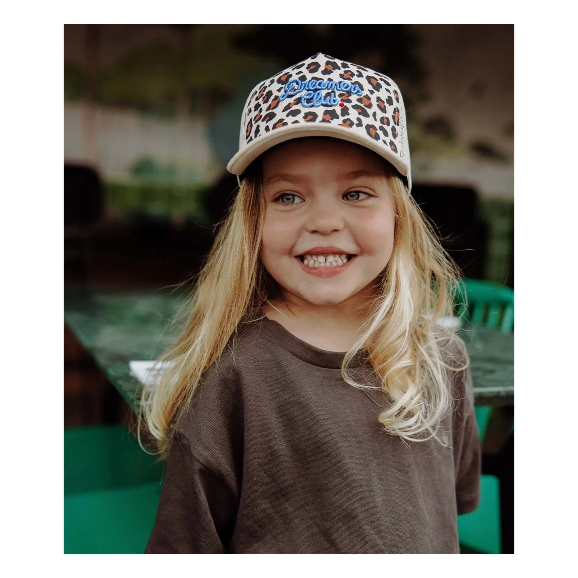 Hello Hossy – Trucker Mütze Leopard gebogener Schirm recycelte Fasern | Creme