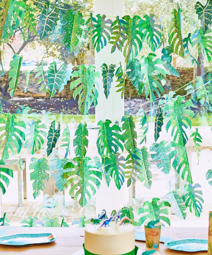 Party Pieces - Kaşif Dino Yaprak Desenli Asma Süsler-Dinossi