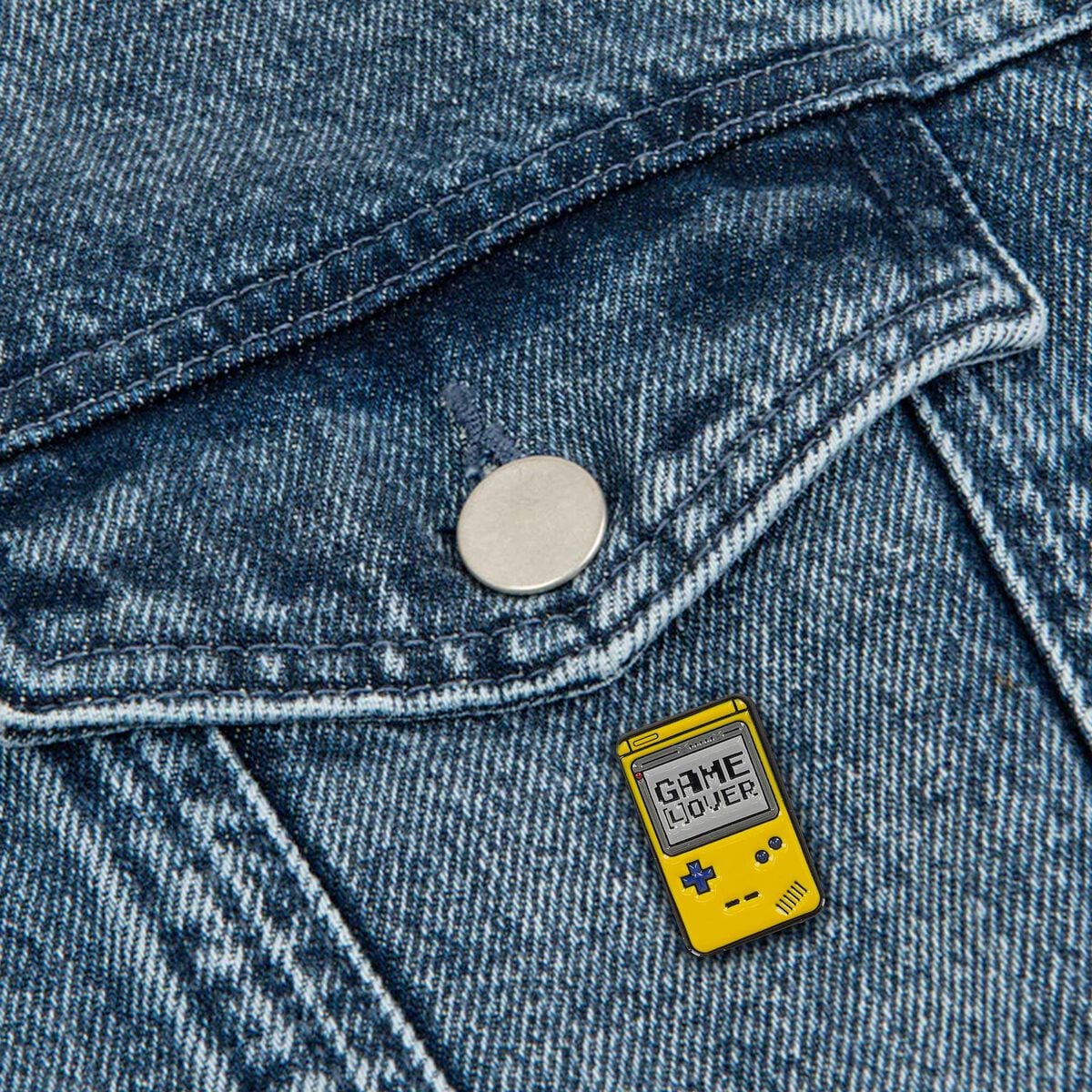 Legami - Game Lover Enamel Metal Pin - Pin Your Style!