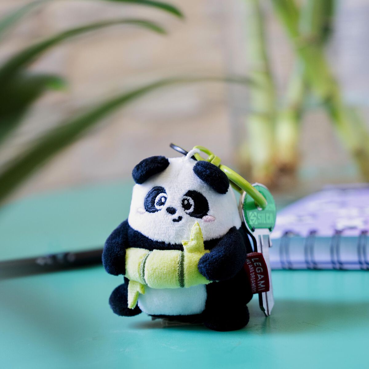 Legami - Panda Pelüş Oyuncak Anahtarlık - Tiny Süper Yumuşak!