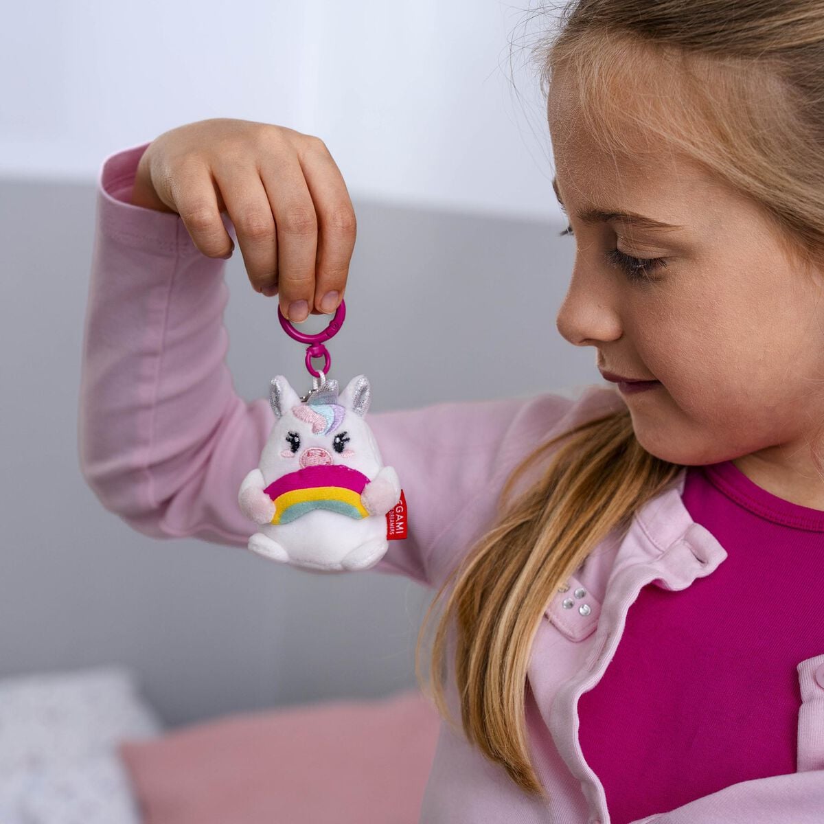 Legami - Tek Boynuzlu At Pelüş Oyuncak Anahtarlık - Tiny Süper Yumuşak!