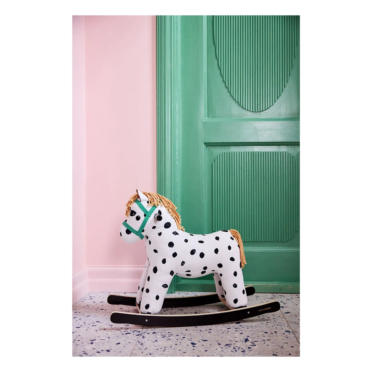 Kid's Concept - Pippi sallanan at