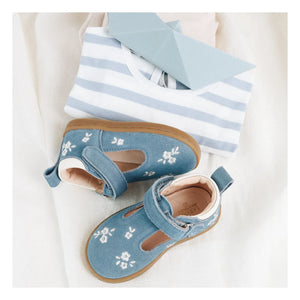Lazare - Embroidered Pia Etoile Flower Suede Baby Shoes | Denim Blue