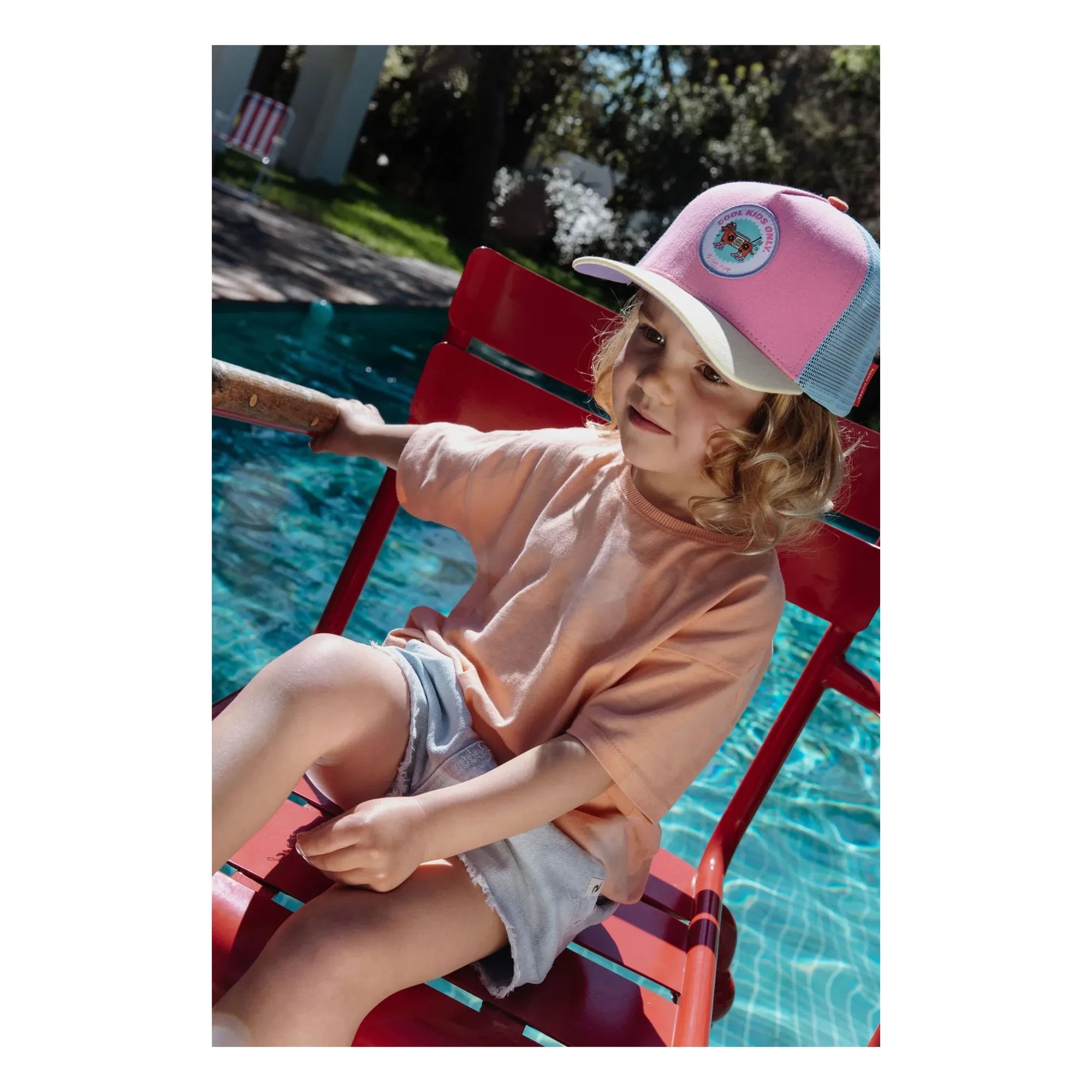 Hello Hossy - Stereo Dog Curved Visor Trucker Cap Bio-Baumwolle | Rosa