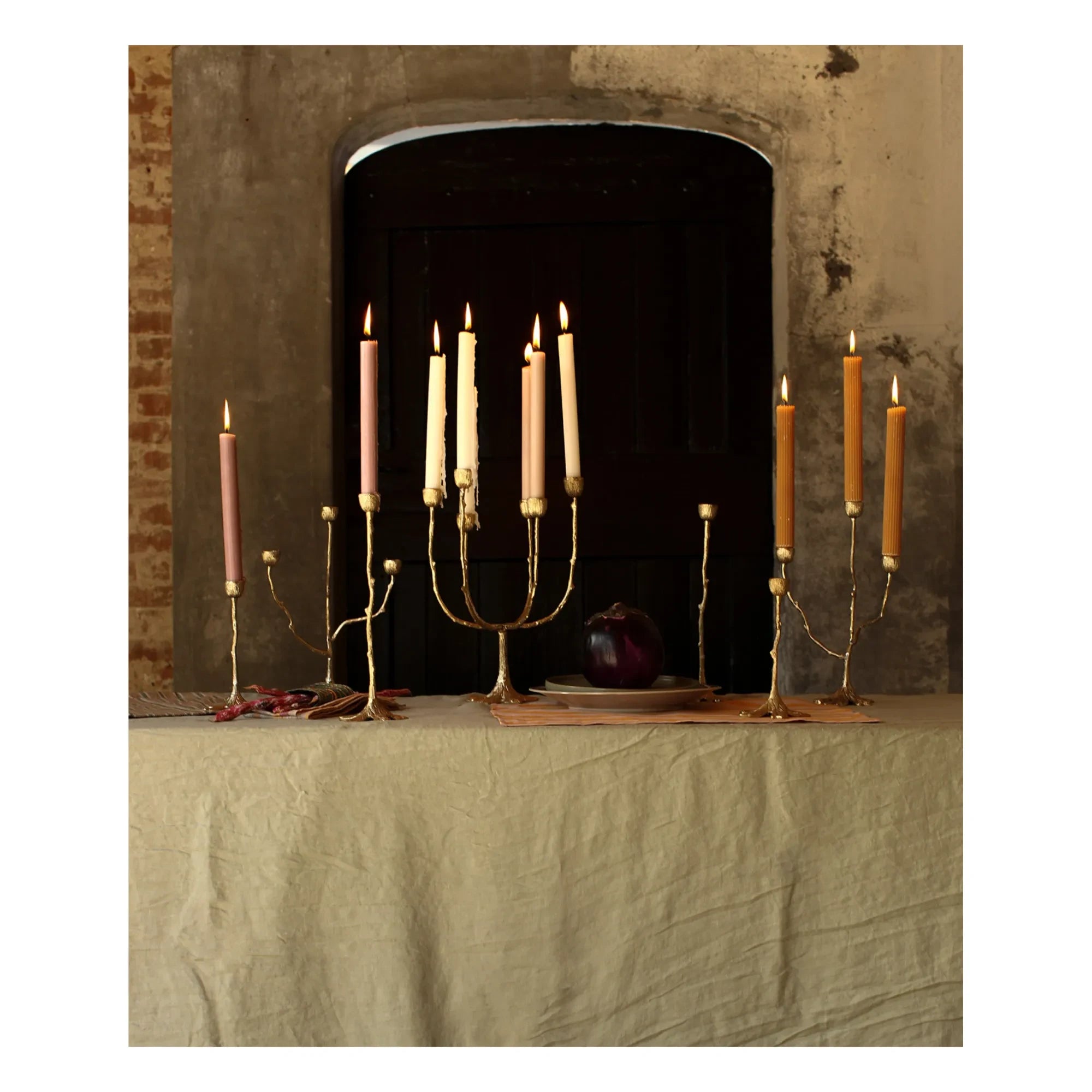 Doing Goods - Misty Recycled Brass Dreifacher Kerzenständer | Gold