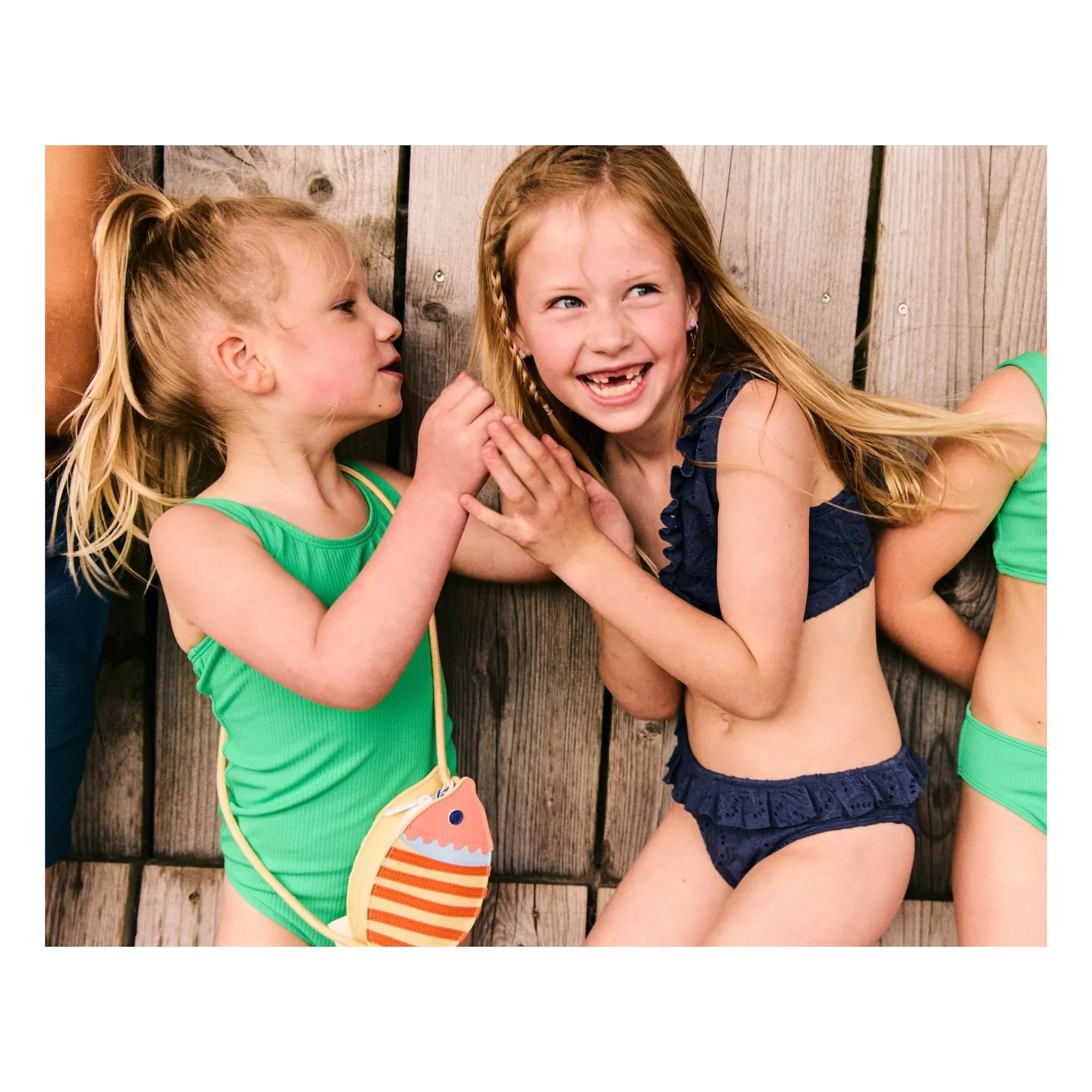 Beachlife - Badehose aus recycelten Fasern mit Uni-Textur | Grün