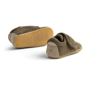 Wheat - Sasha Velvet Slippers | Brown