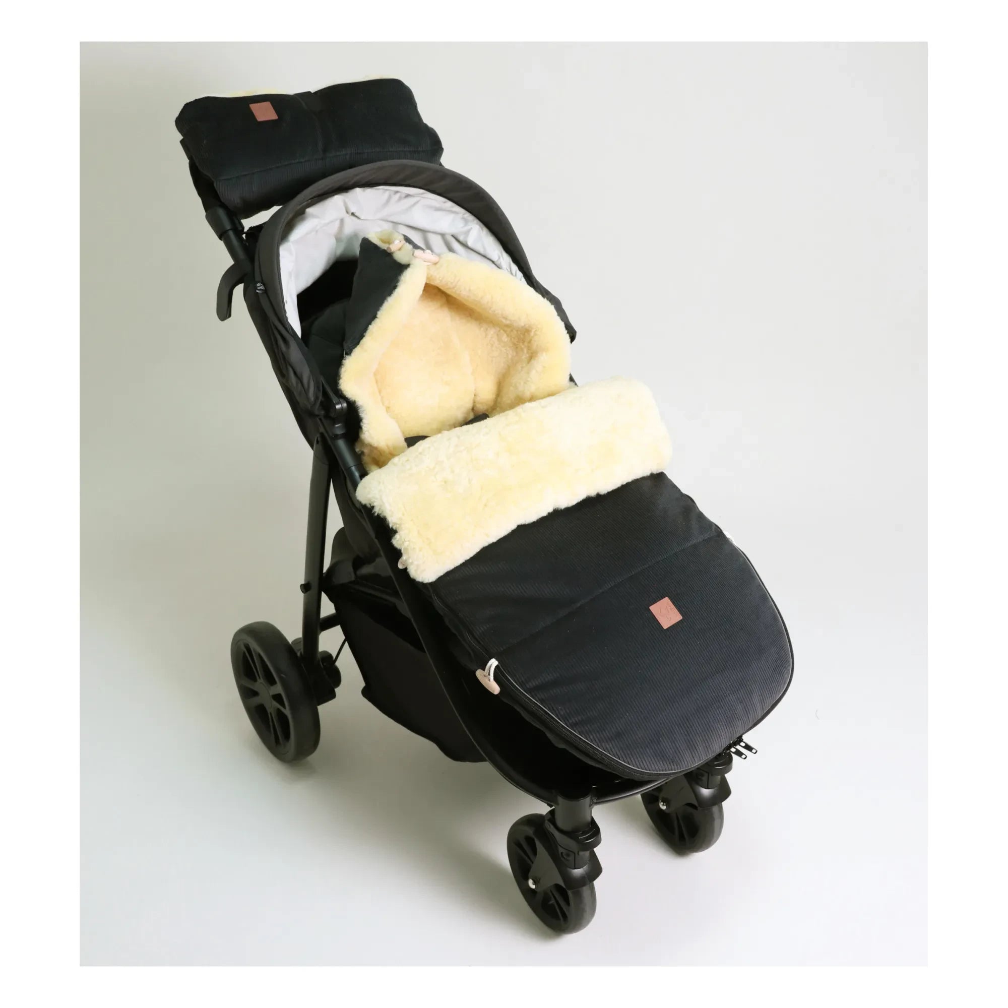 Kaiser - Filius Lamb Leather Universal Foot Cover | Black
