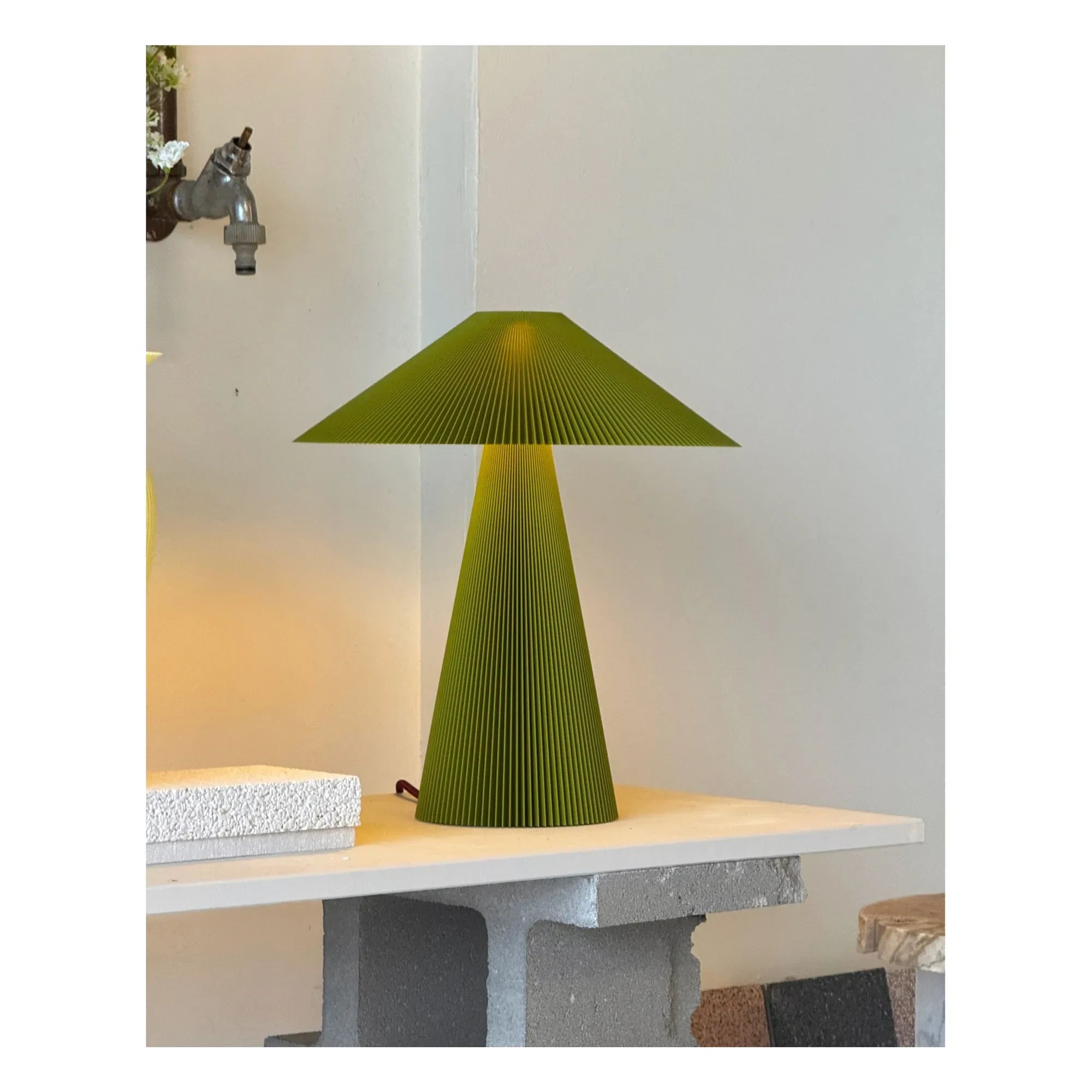 Manu Matters - Teen Jane Desk Lamp | Olive