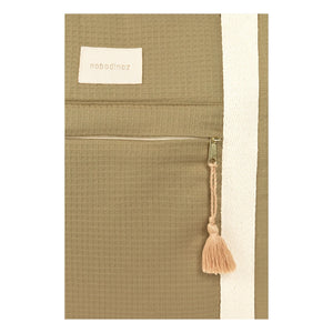 Nobodinoz - Wasserdichte Wickeltasche aus Bio-Baumwolle Opéra | Olive
