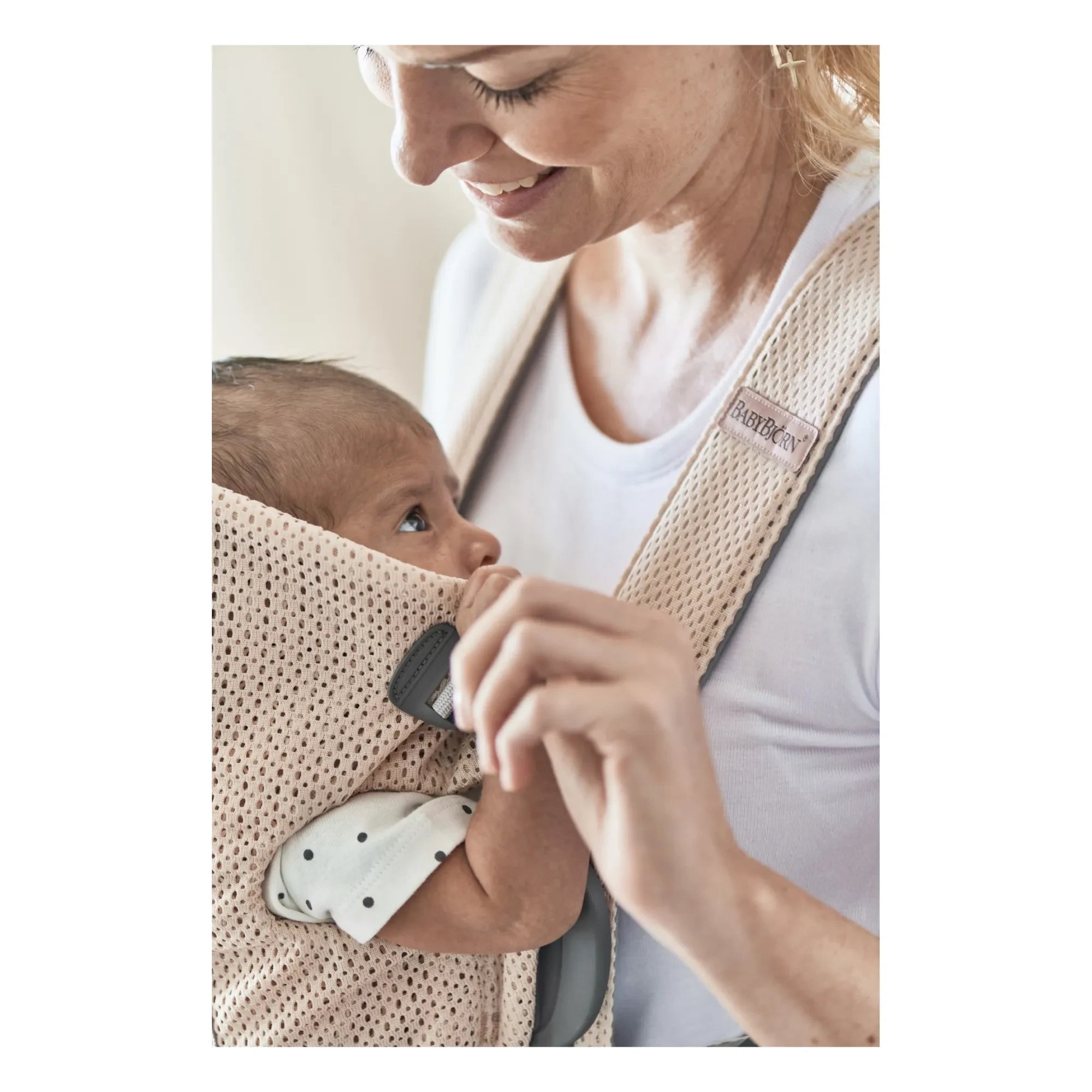 BabyBjörn - Mesh Mini Baby Carrier