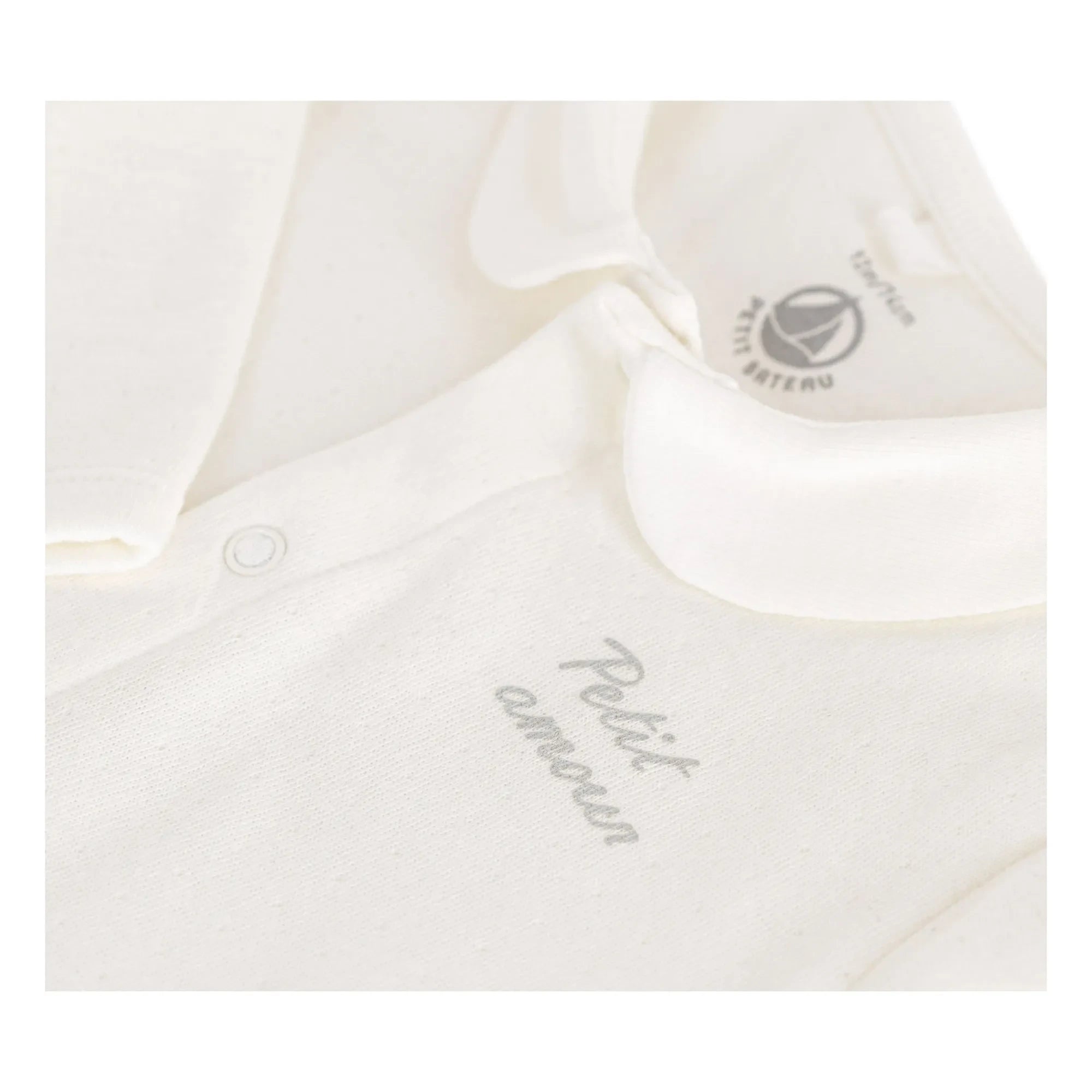 Petit Bateau - Schlafanzug Dors Bien Petit Amour aus Rippenstrick Bio-Baumwolle | Weiß