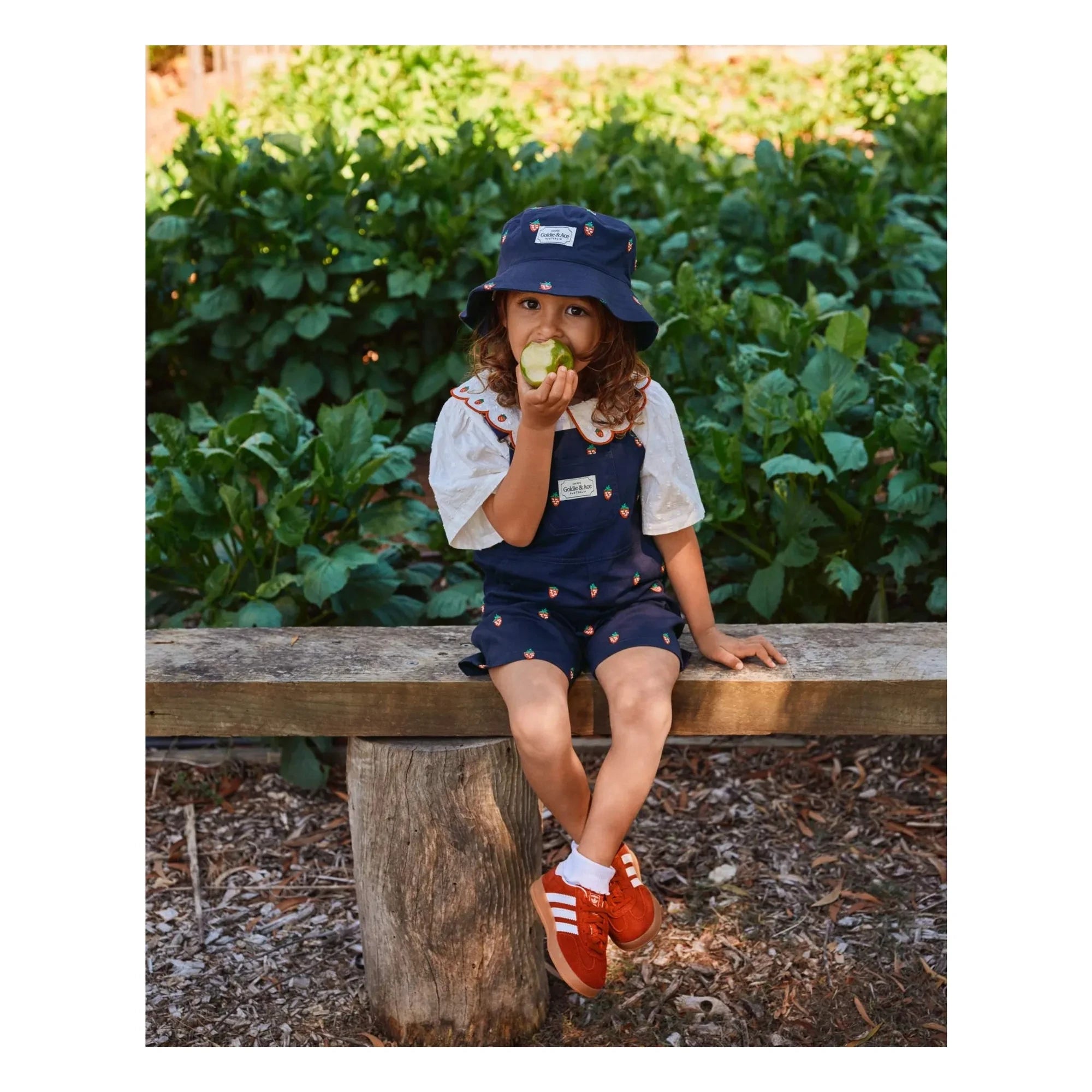Goldie + Ace - Strawberry Bob | Navy Blue