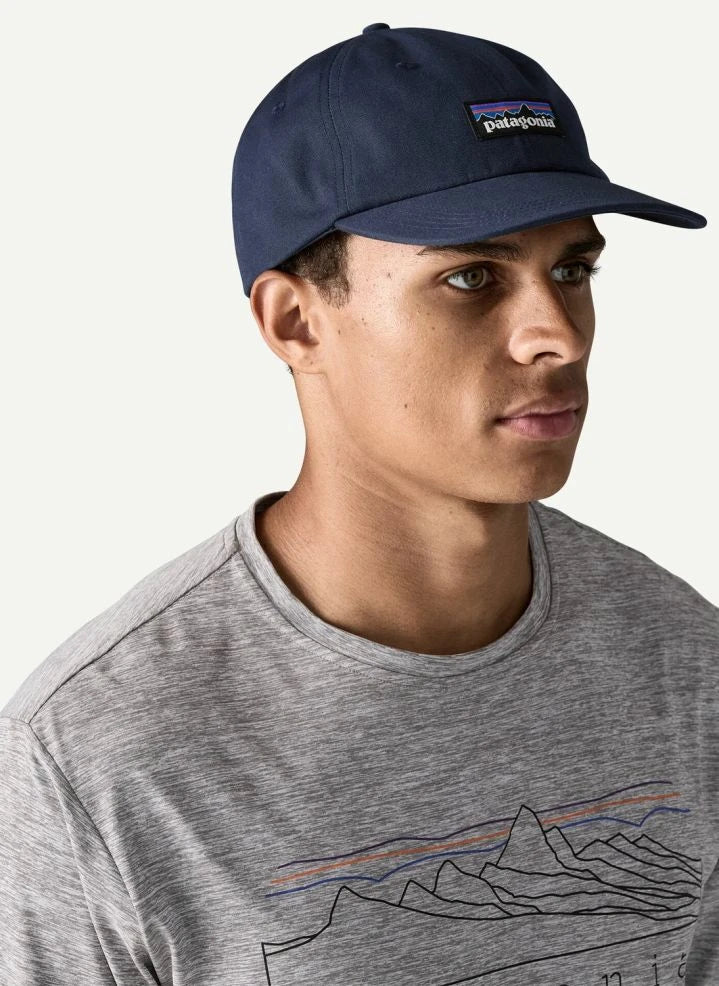 Patagonia - P-6 Label Trad قبعة | أزرق داكن