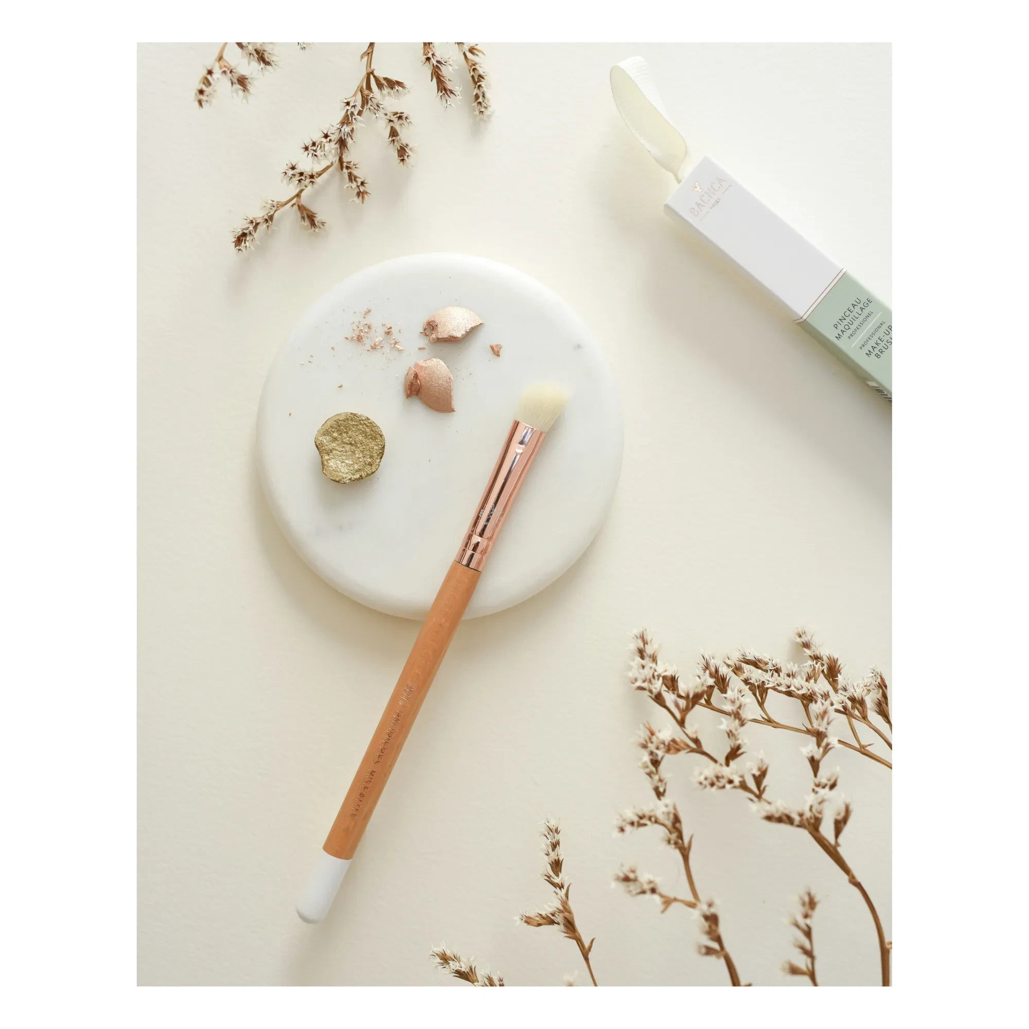 Bachca - Opening Eye Brush