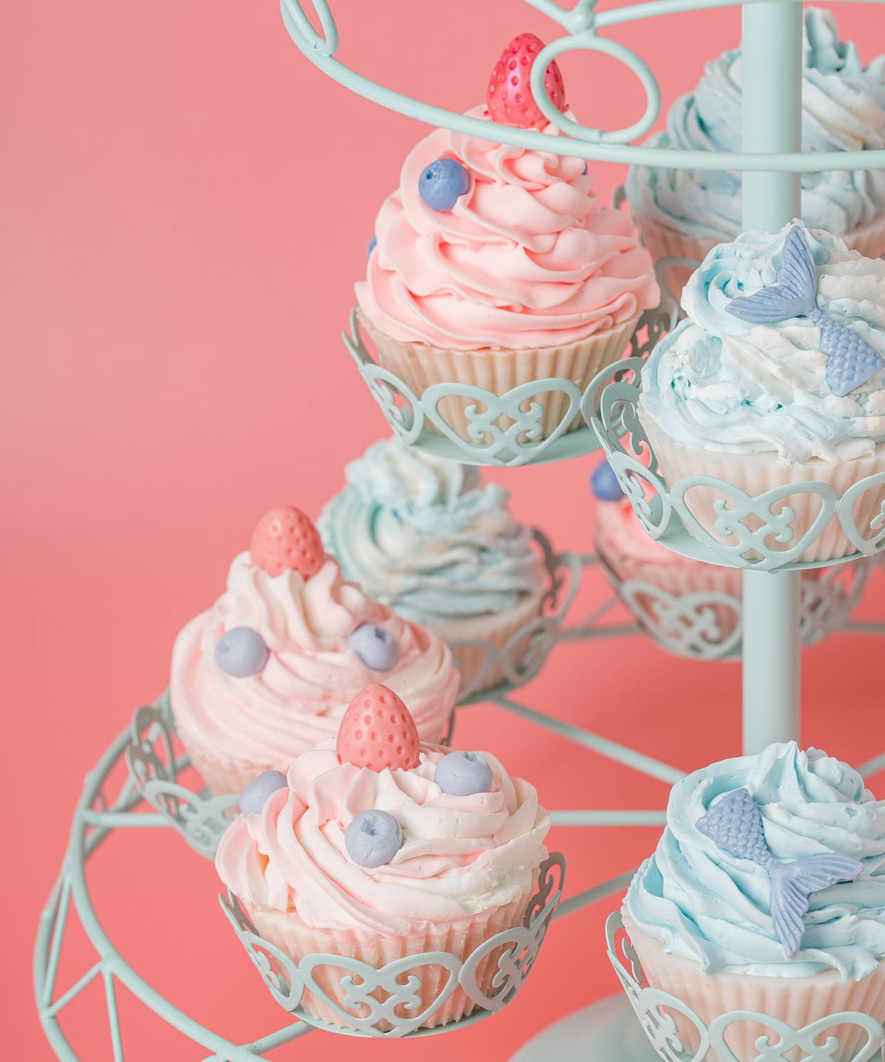 Baveal – Cake Art Kap Kek Tasarımlı Nemlendiricili El ve Vucüt Sabunu - Dinossi