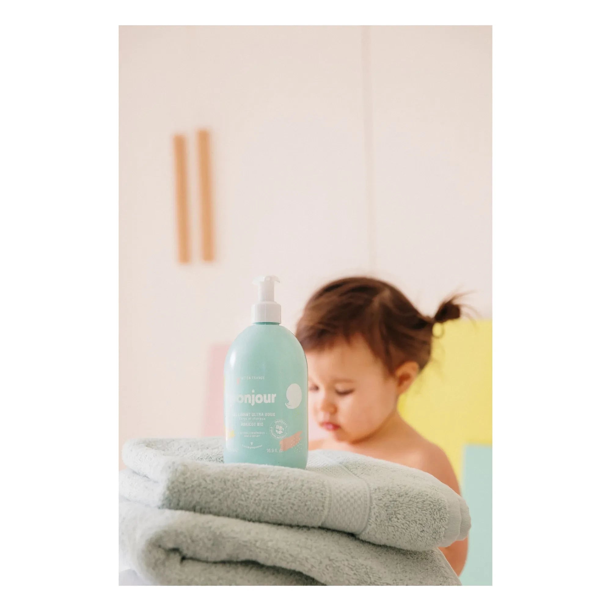 Monjour - Ultra Yumuşak Saç ve Vücut Şampuanı - 500 ml