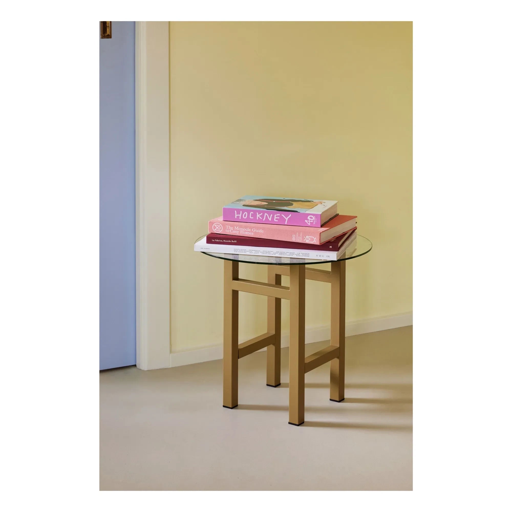 Hübsch - Beistelltisch Elevate | Olive