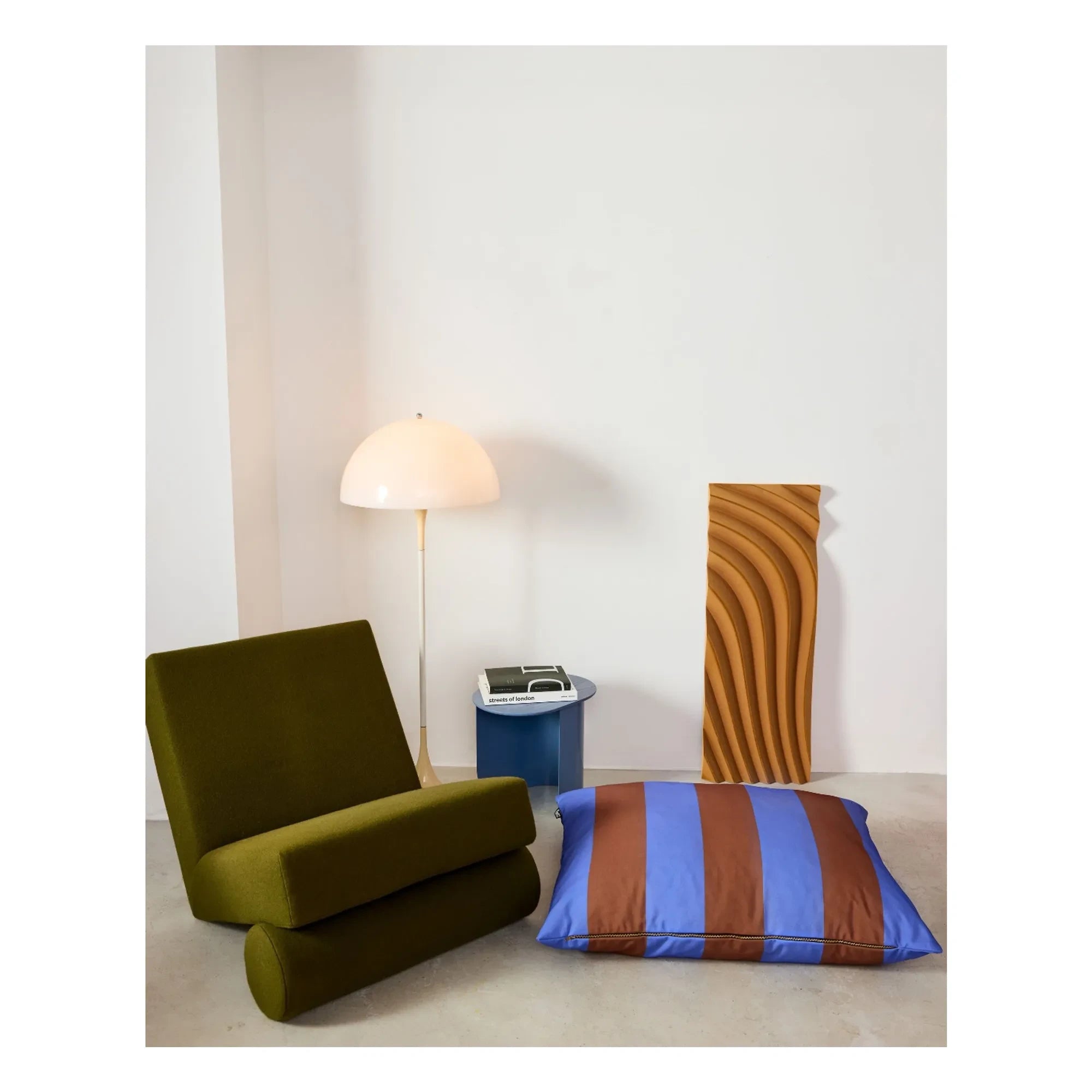 Approved by Fritz - Gestreiftes Hundebett | Lila