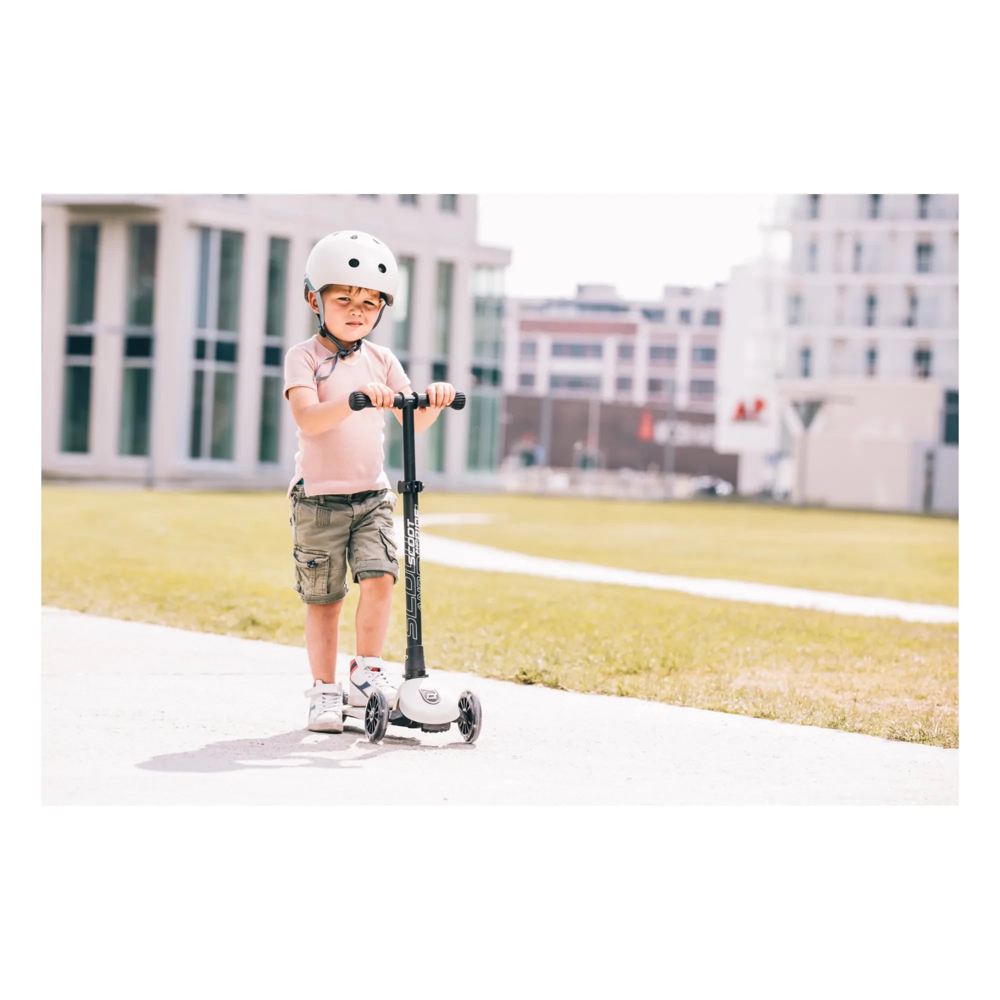 Scoot & Ride - Highwaykick 3 LED Scooter | Açık gri