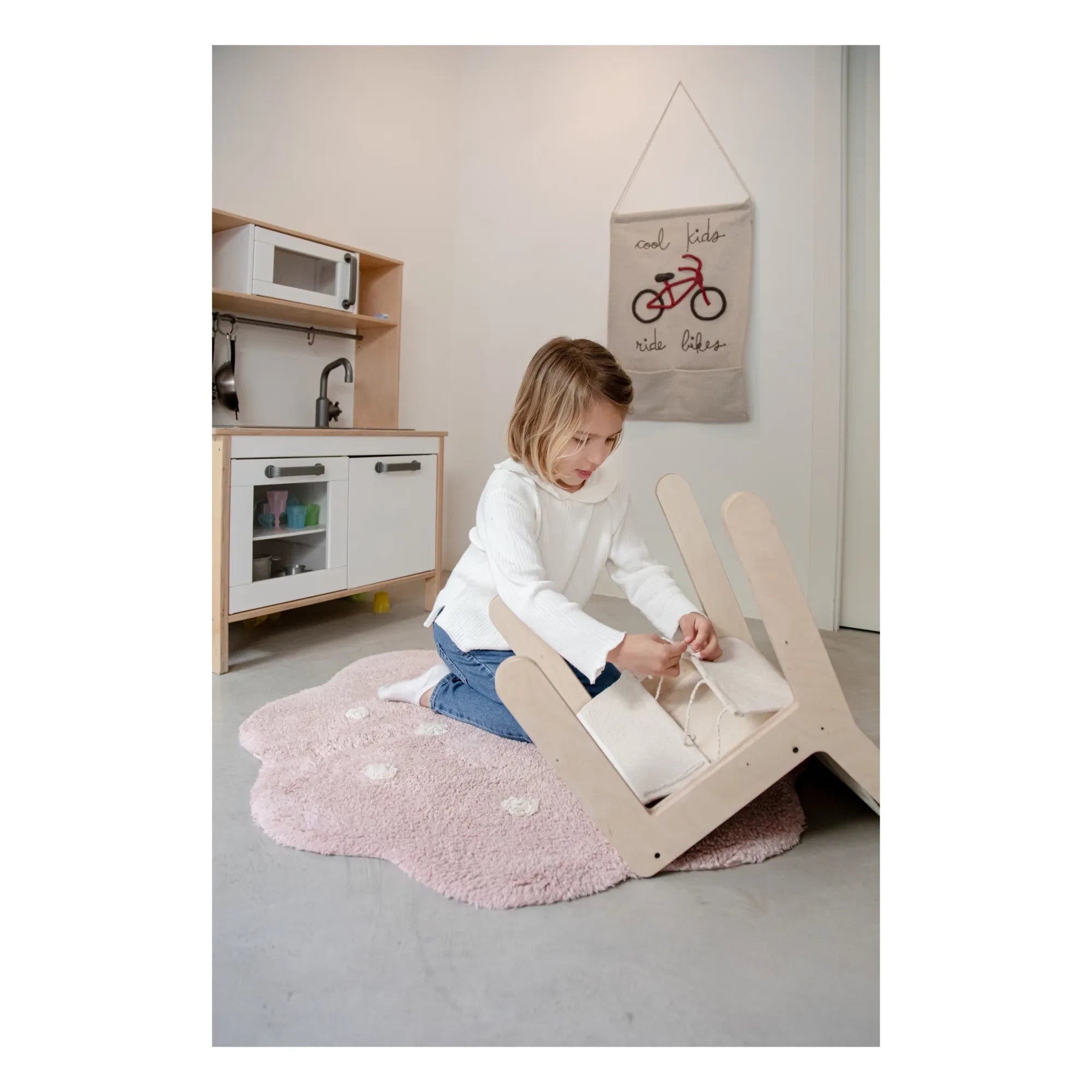 Lorena Canals - Abnehmbarer Birkensessel Sillita | Hellblau