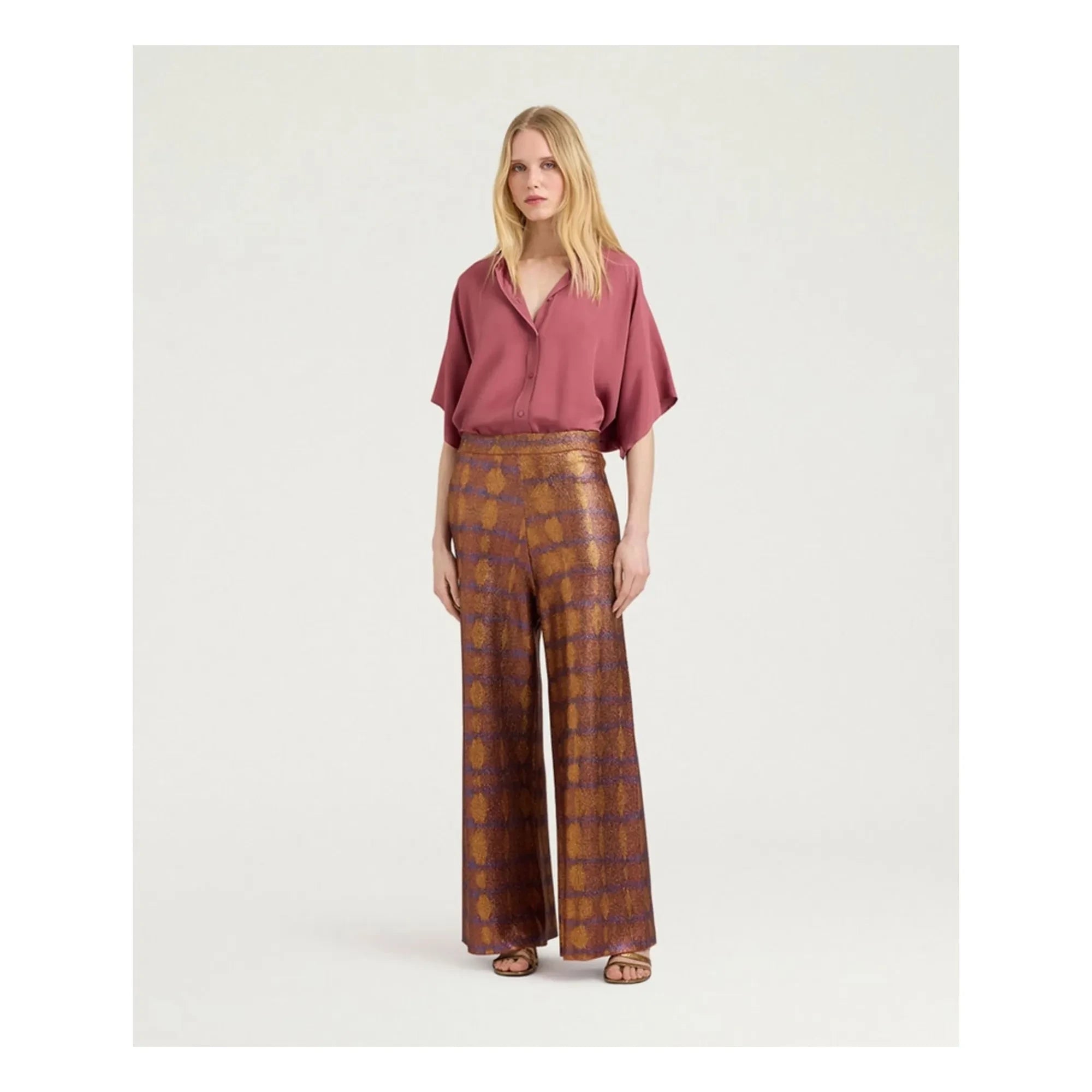 Momoni - Anselmo Hose | Bronze